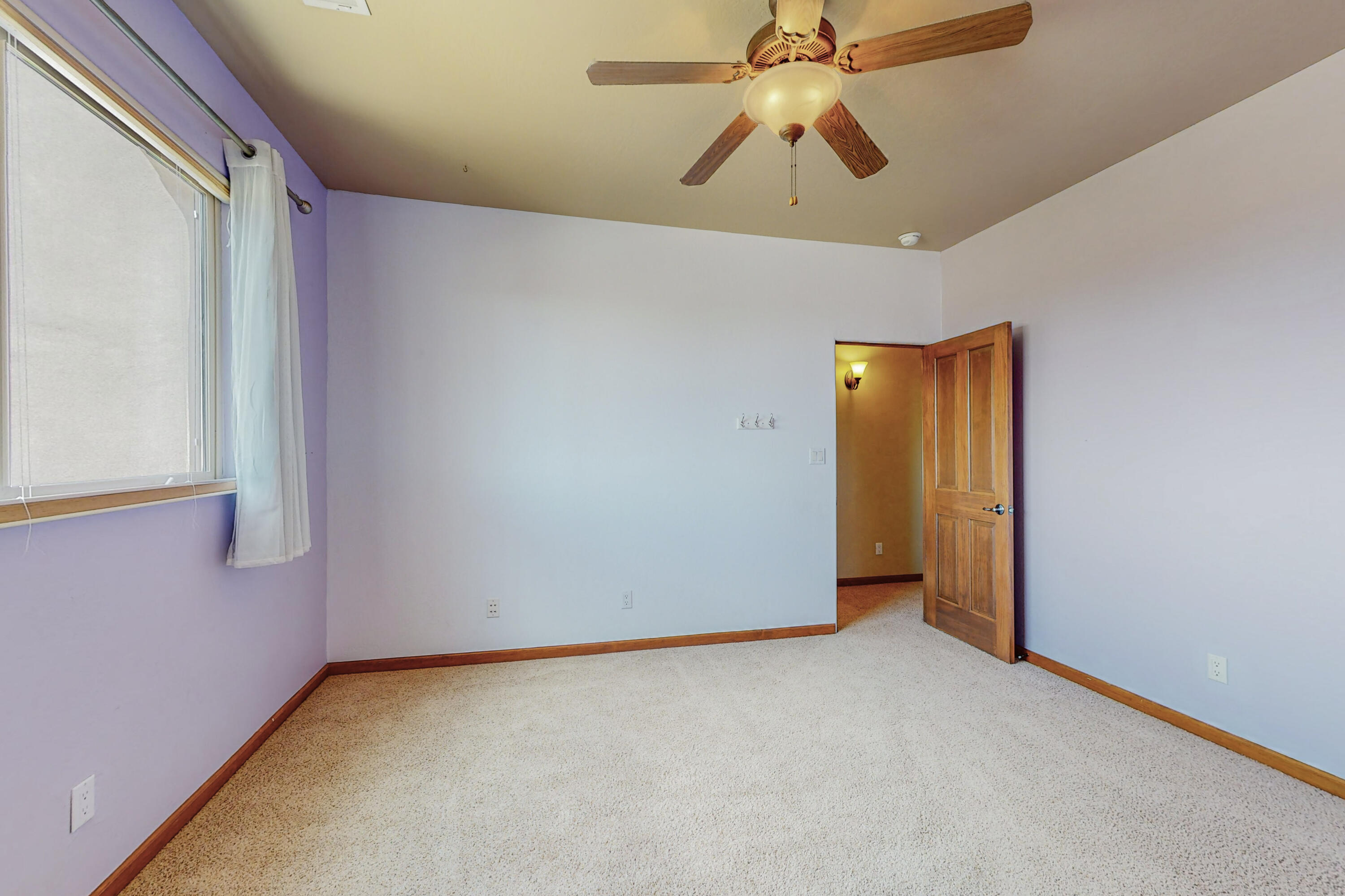 8208 Grape Vine Court NE