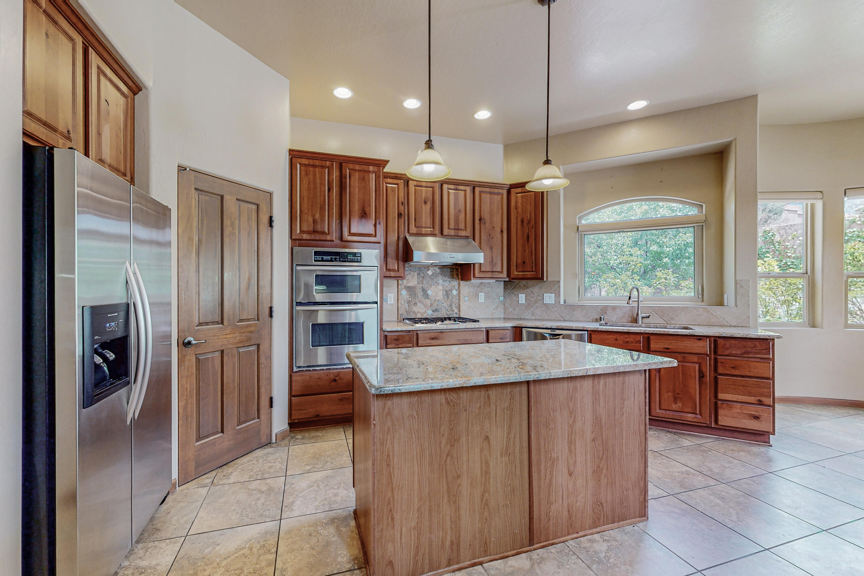 8208 Grape Vine Court NE