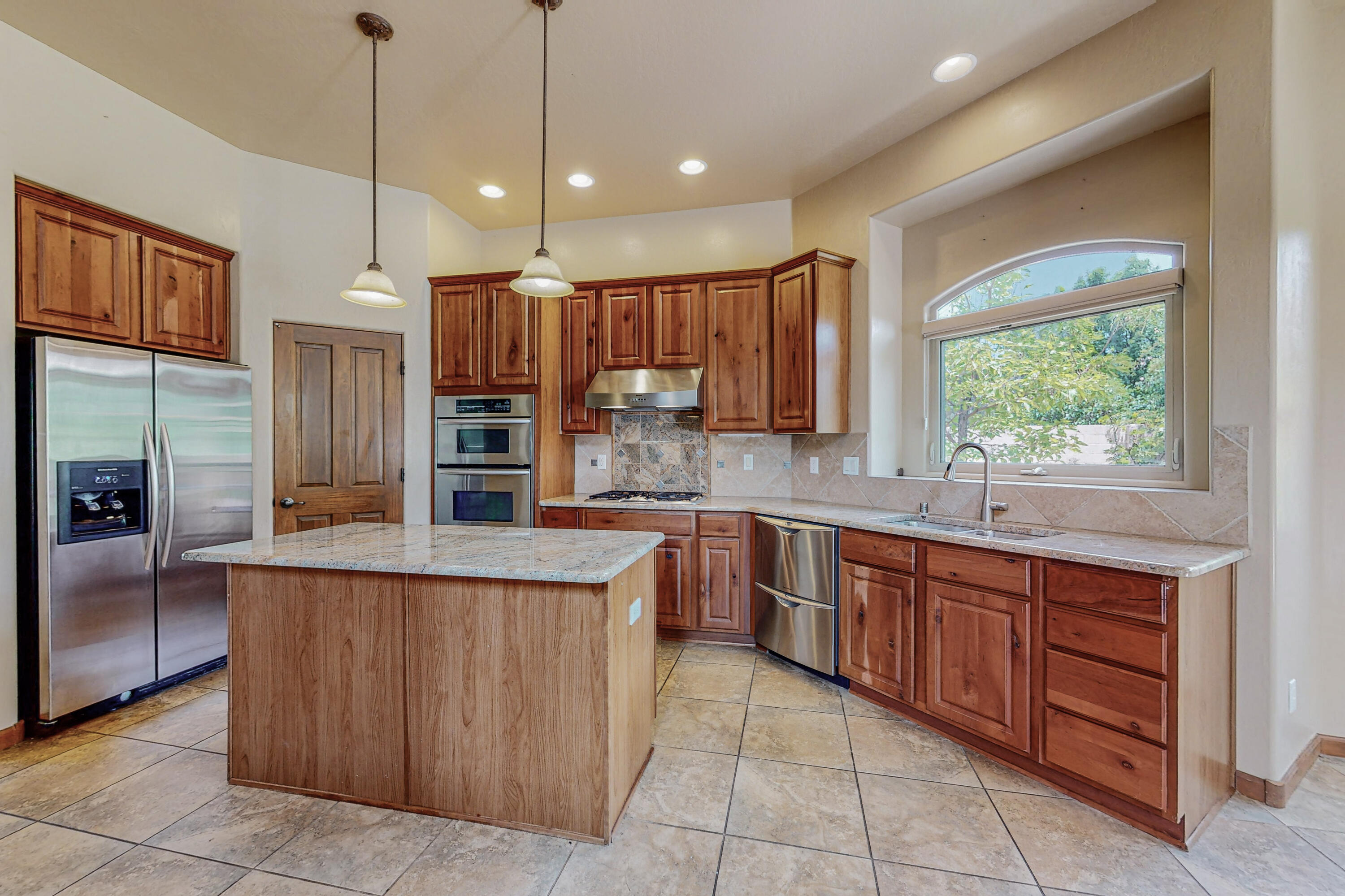 8208 Grape Vine Court NE