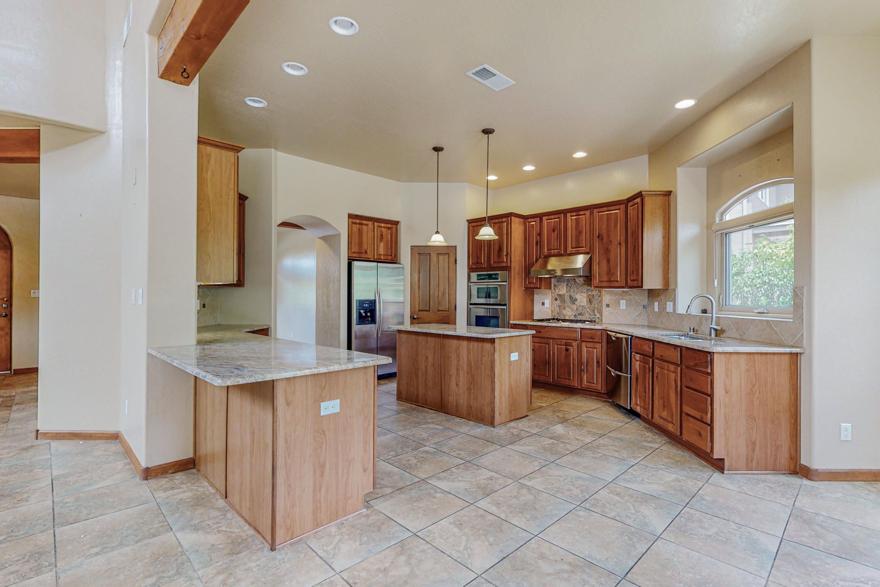 8208 Grape Vine Court NE