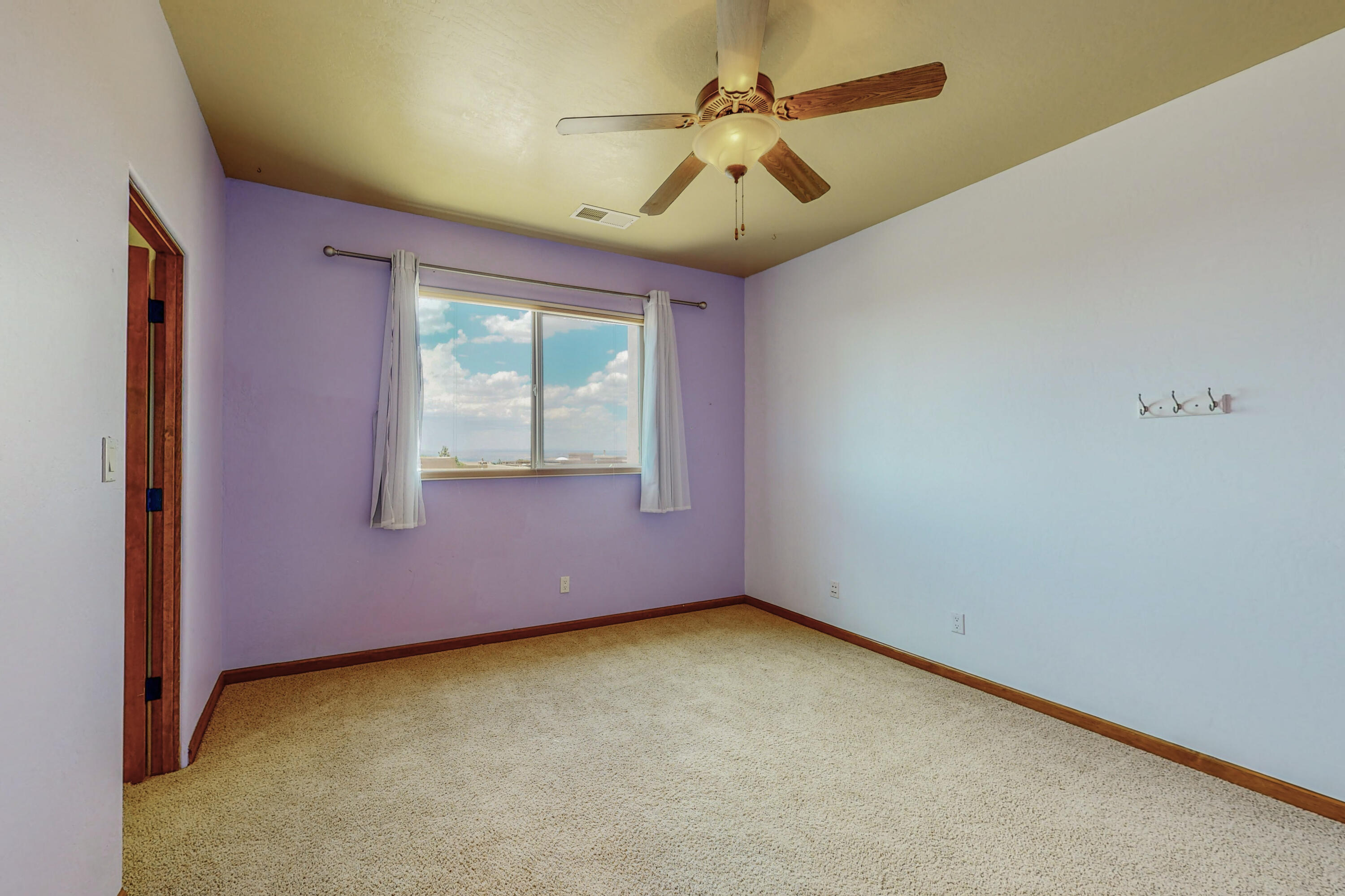 8208 Grape Vine Court NE
