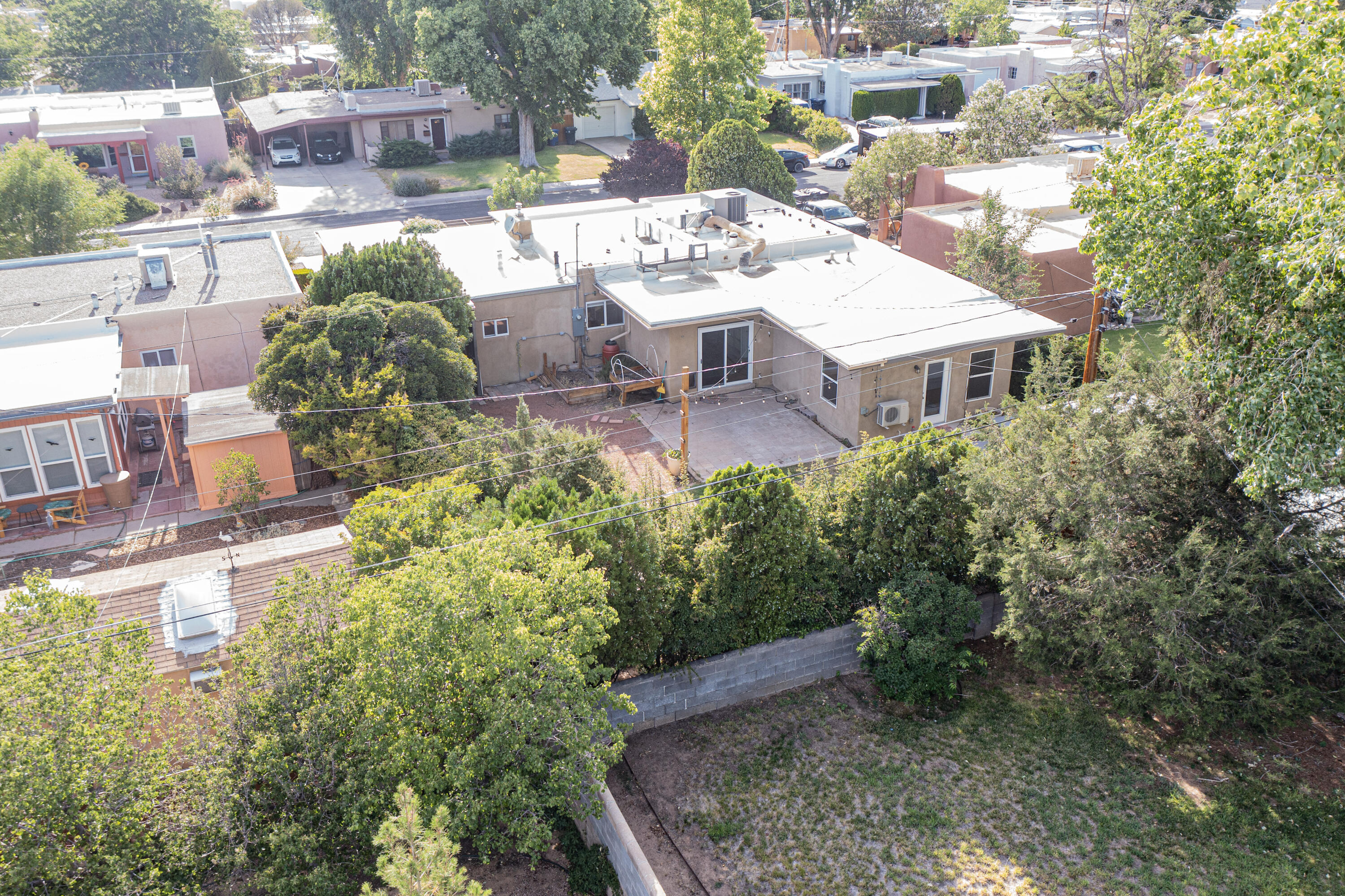 1718 Solano Drive NE