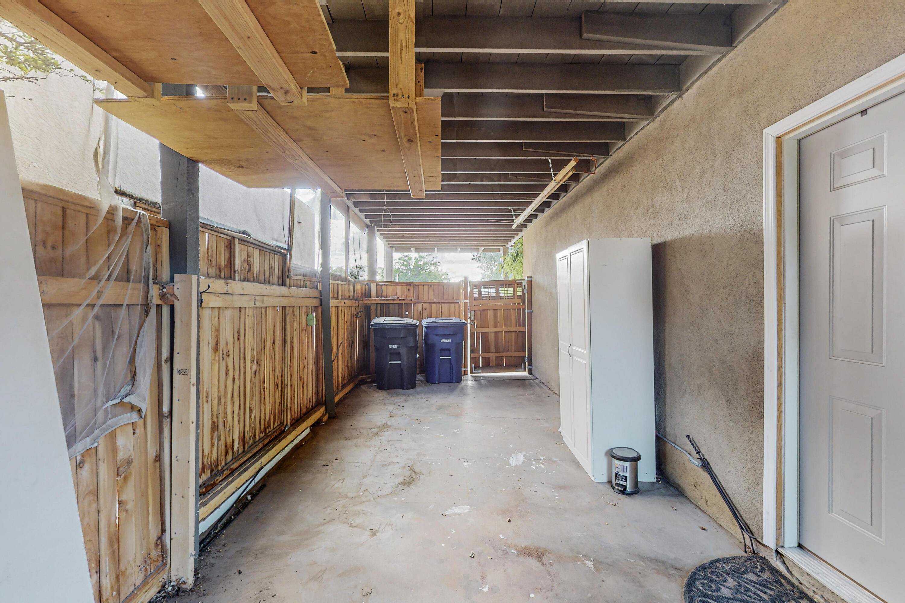 1718 Solano Drive NE