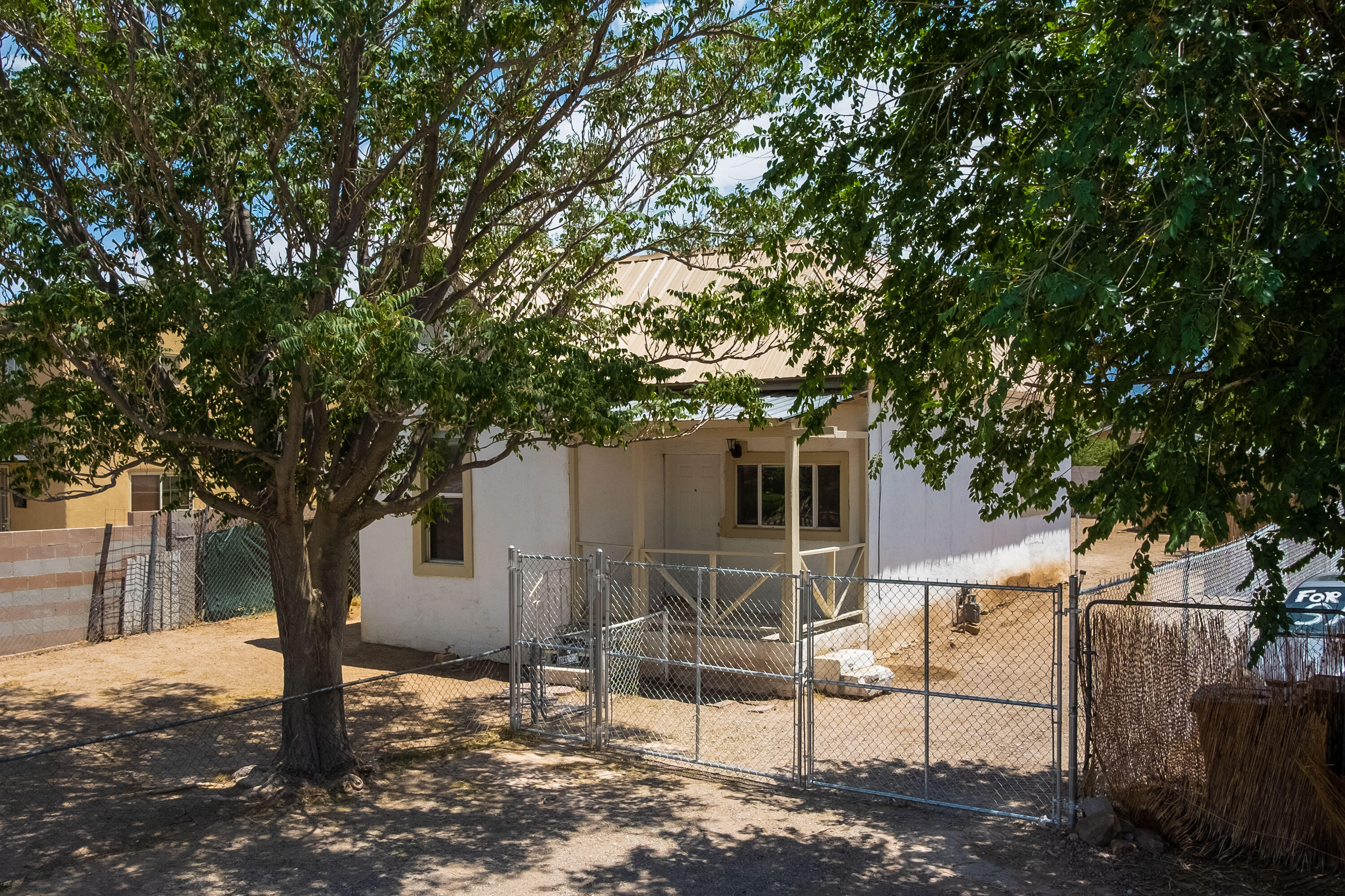 312 Espanola Street NE