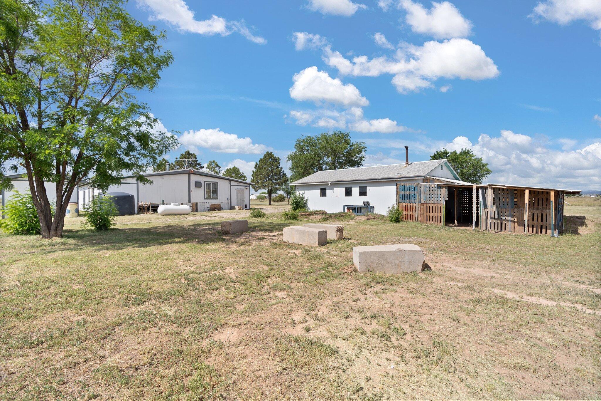 86 E Cummings Avenue