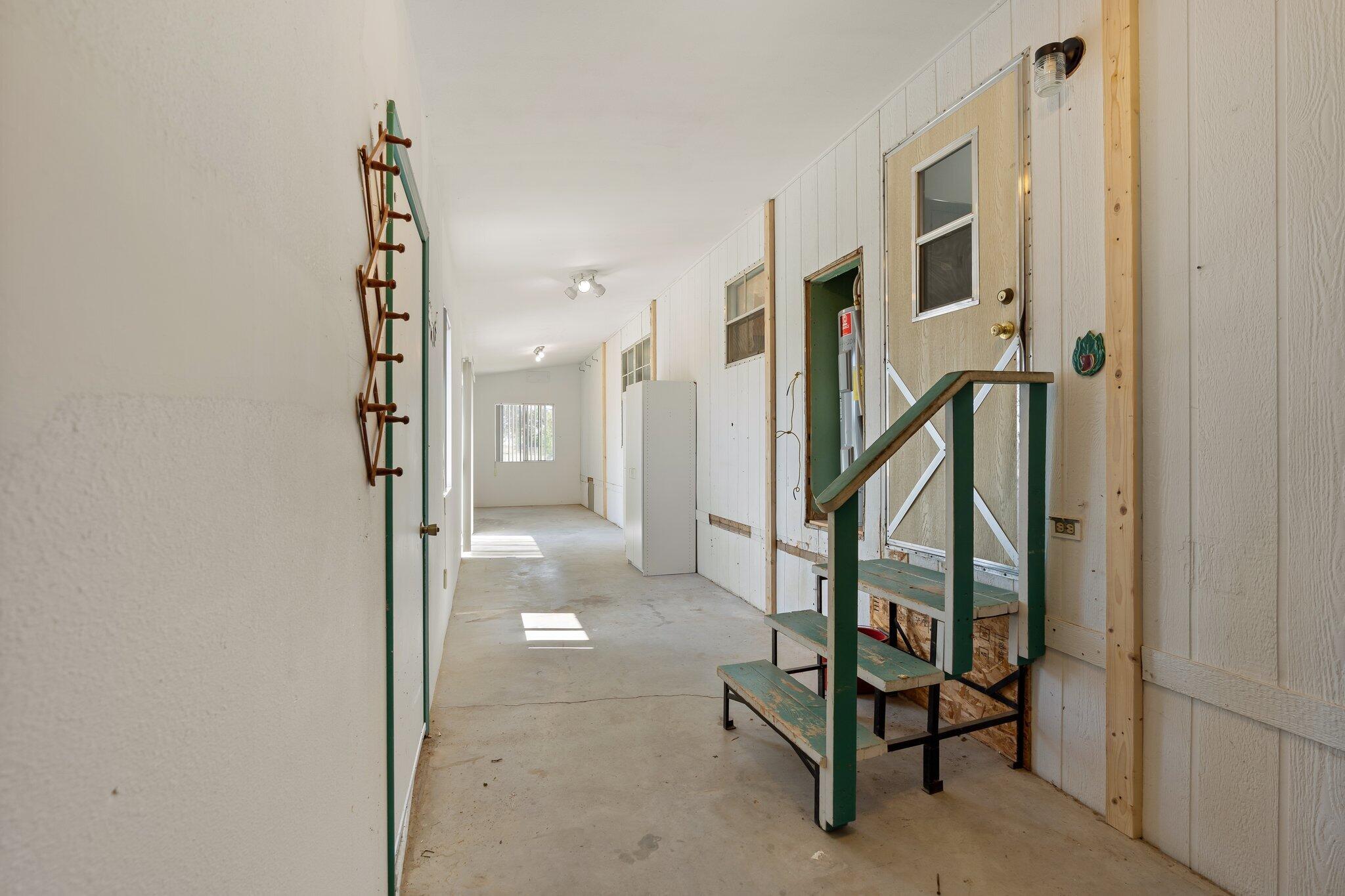 86 E Cummings Avenue