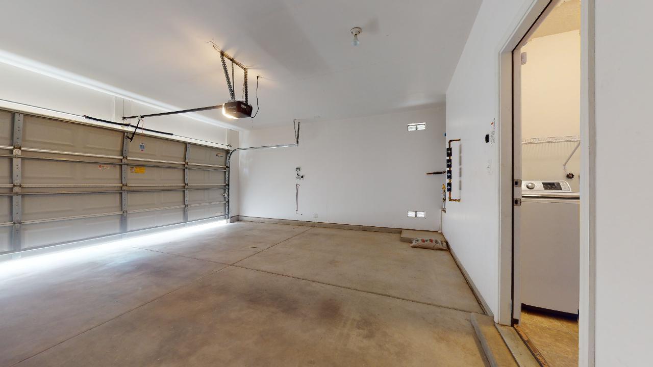2231 Vista De Colinas Drive SE