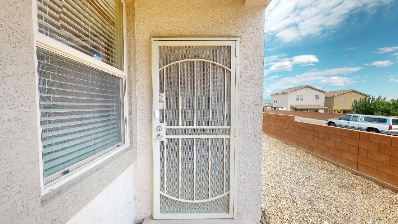 2231 Vista De Colinas Drive SE