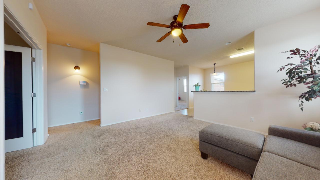 2231 Vista De Colinas Drive SE