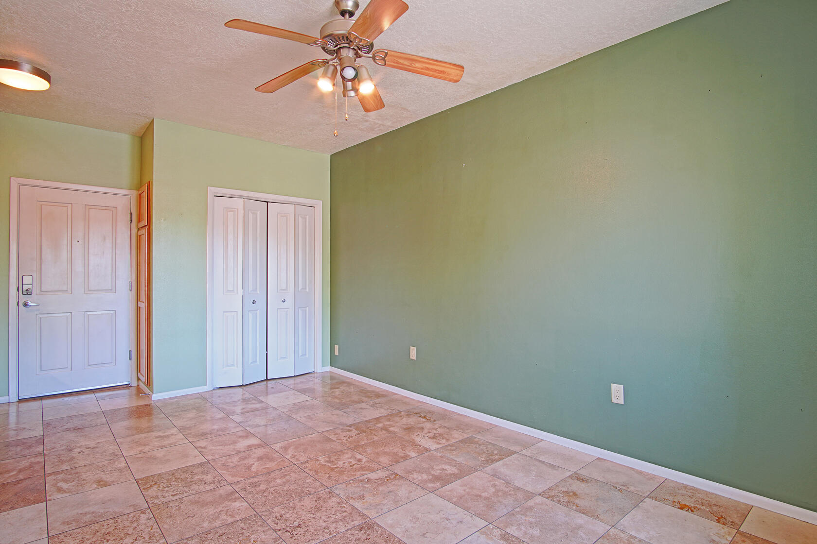 351 Washington Street SE Unit: 100