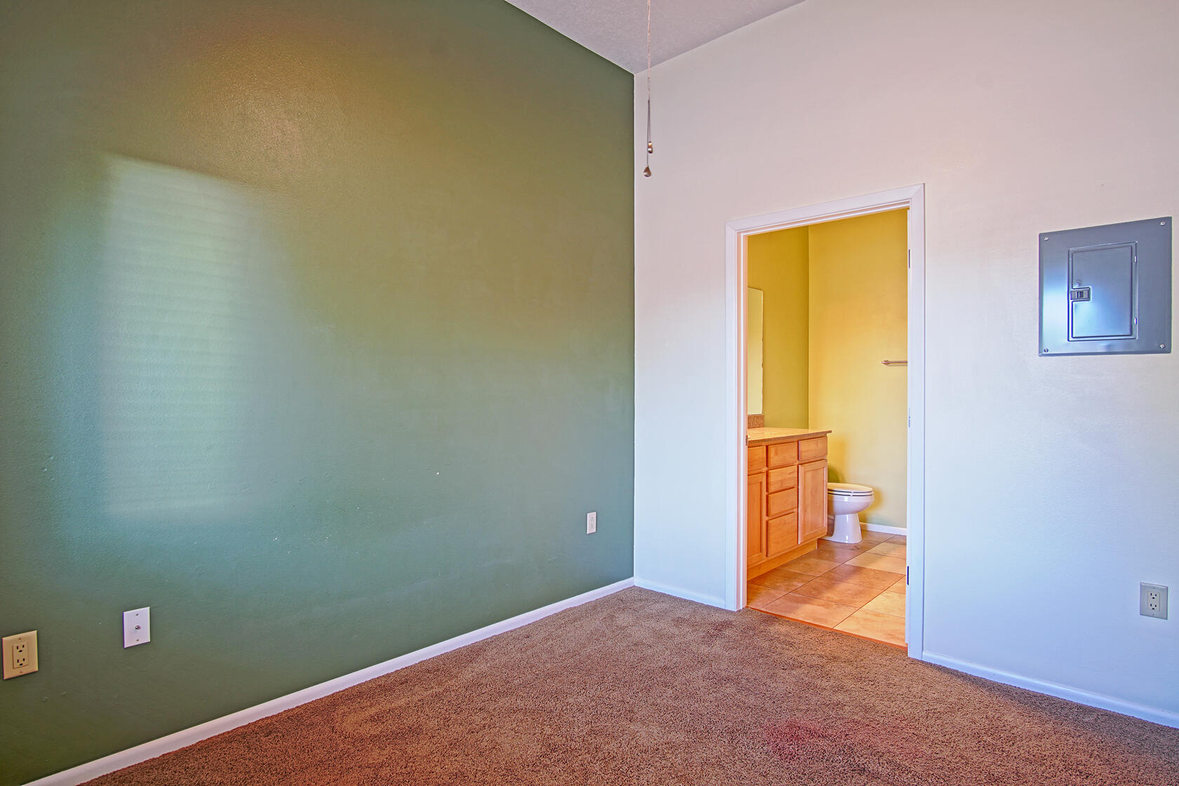 351 Washington Street SE Unit: 100