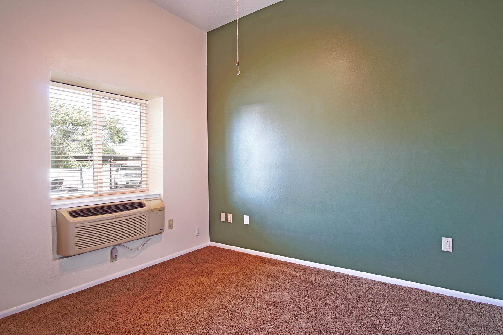 351 Washington Street SE Unit: 100
