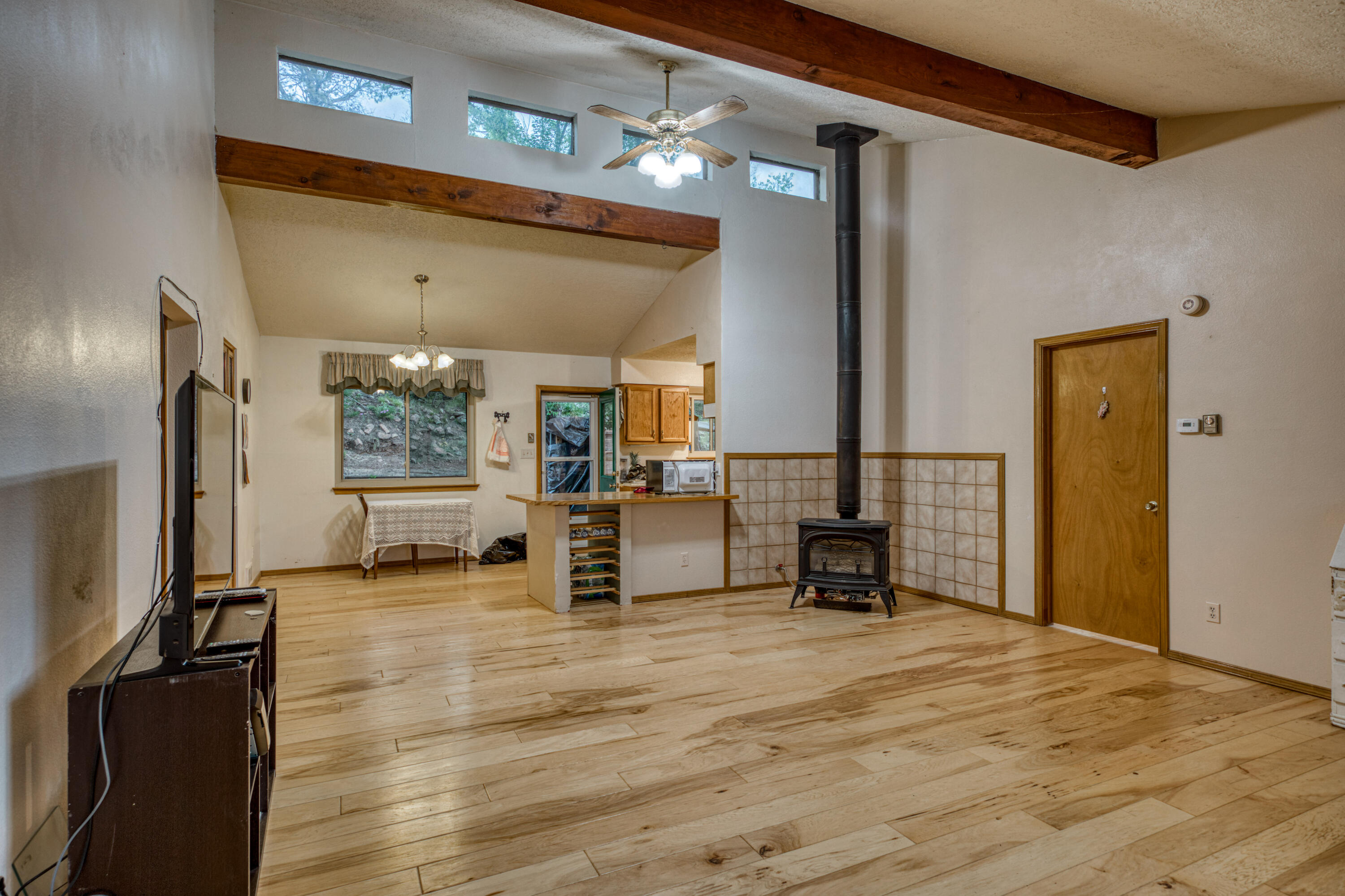 19 Juniper Ridge Road
