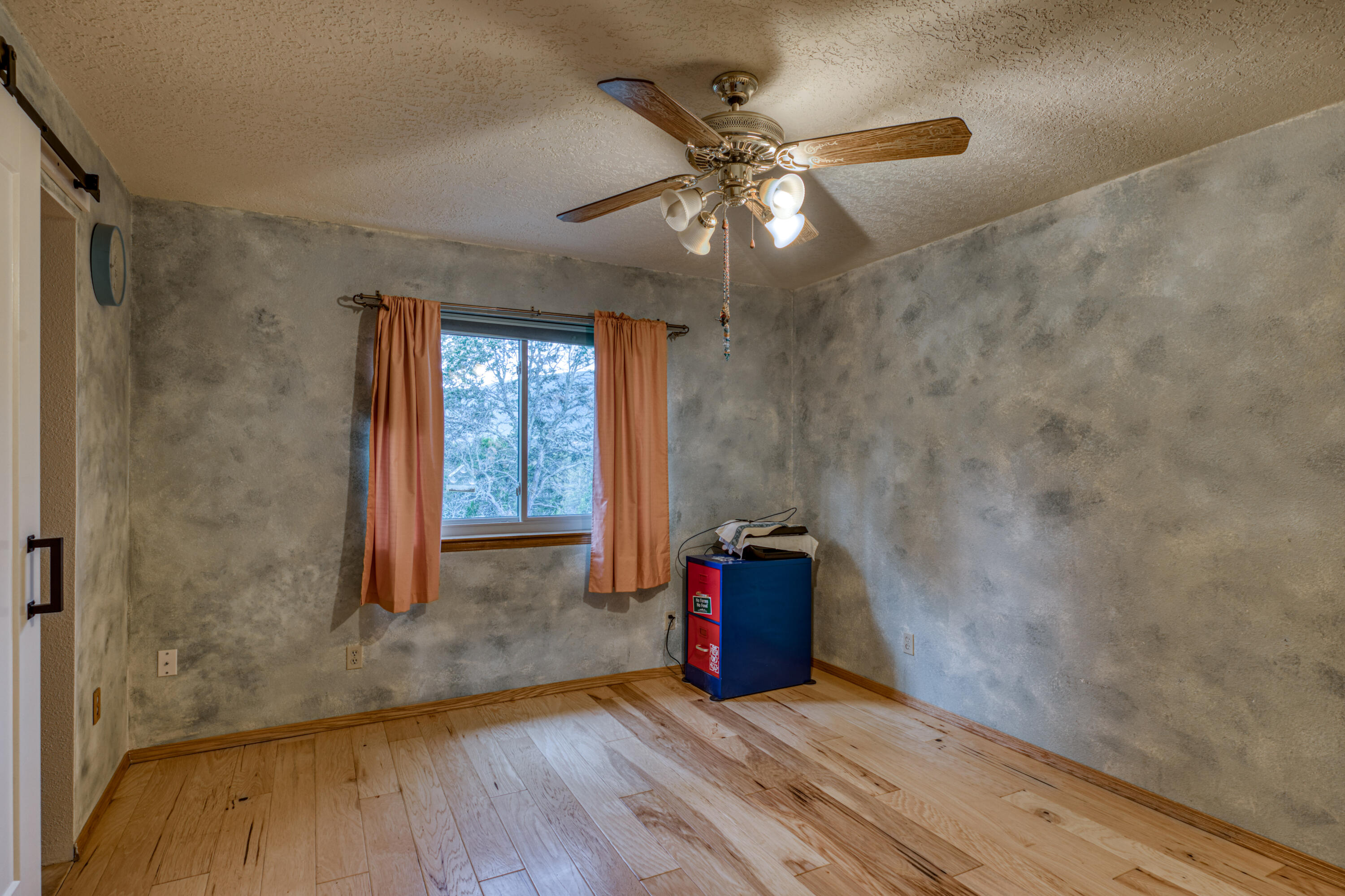 19 Juniper Ridge Road