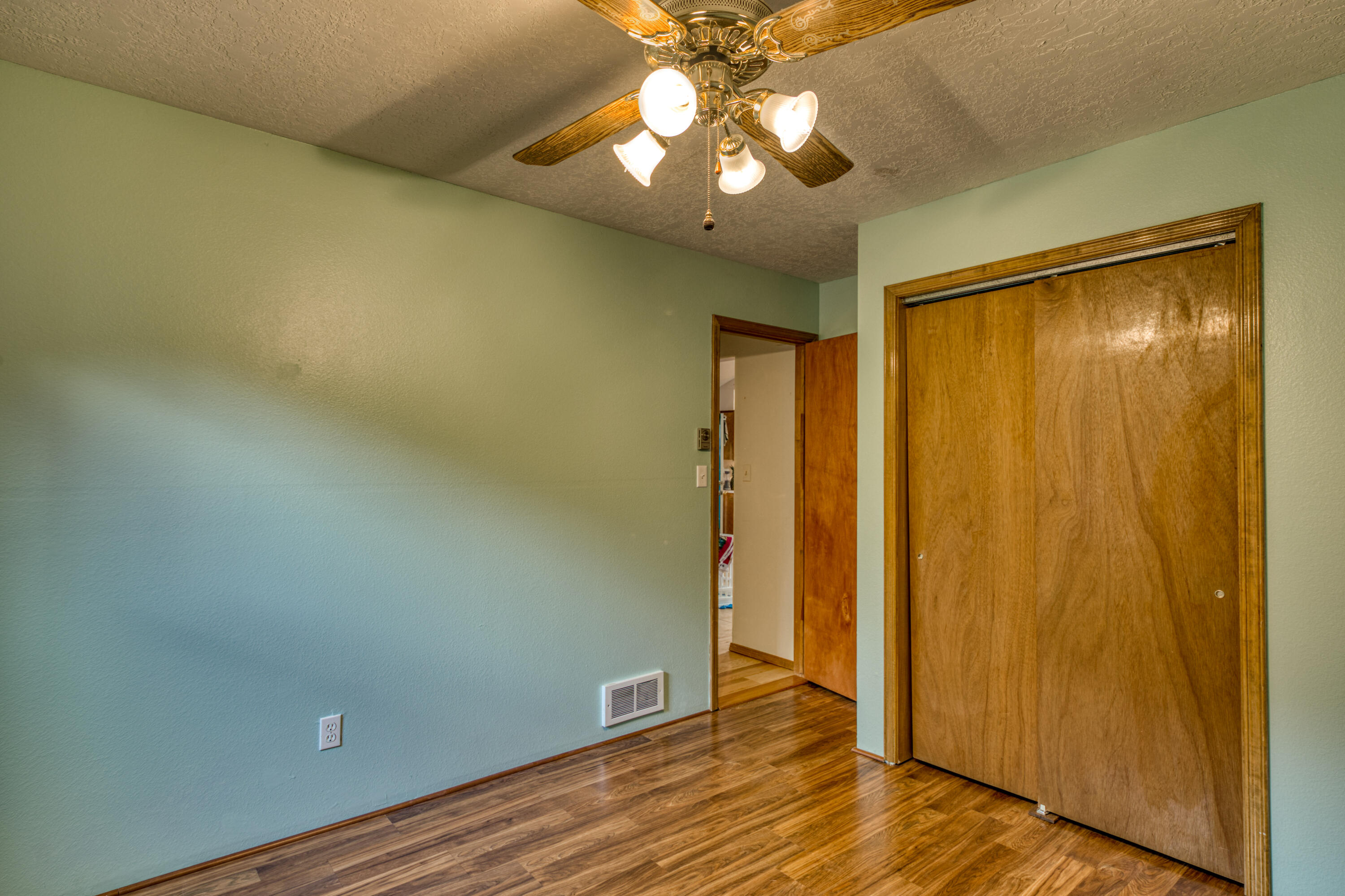 19 Juniper Ridge Road