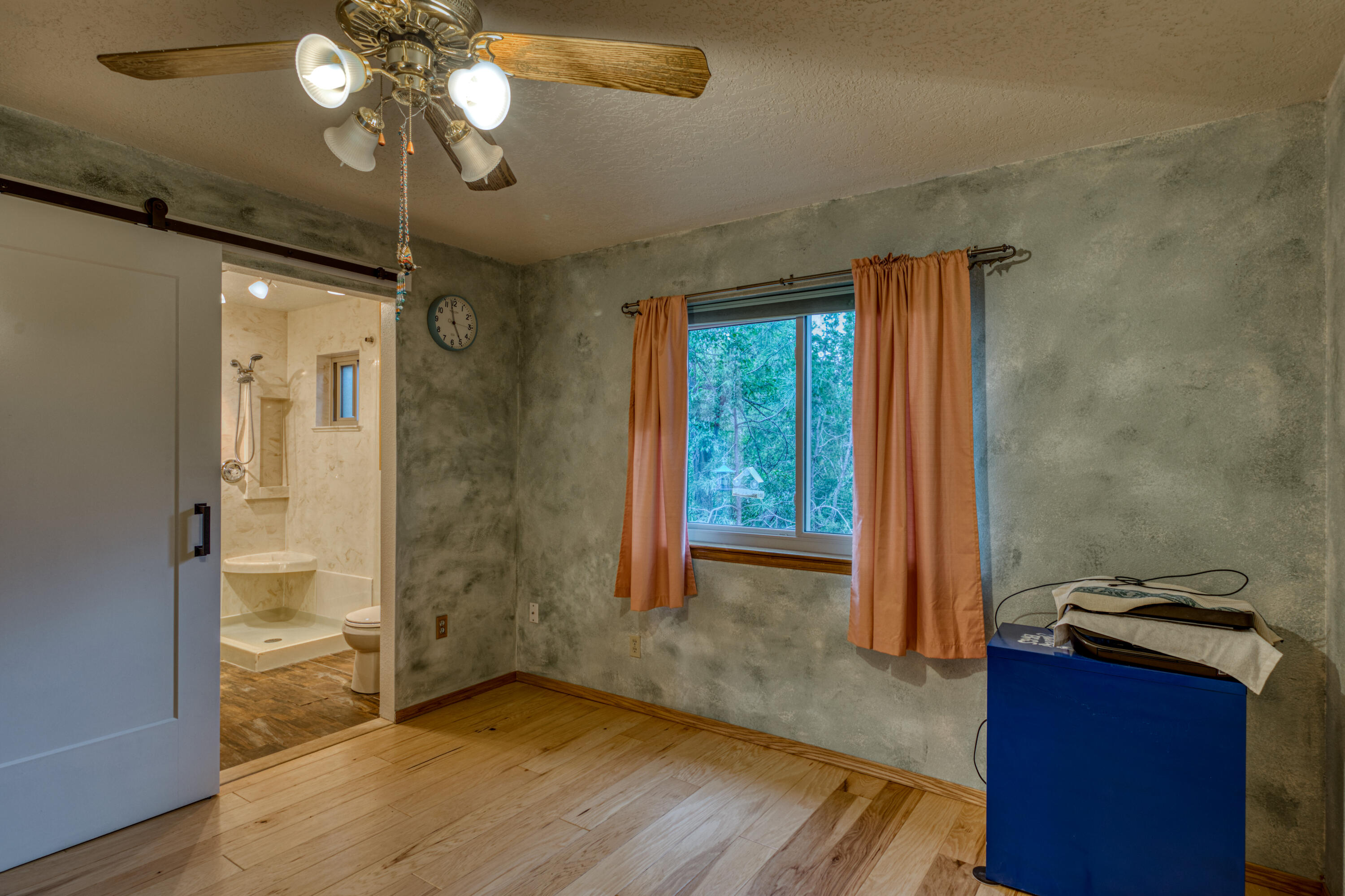 19 Juniper Ridge Road