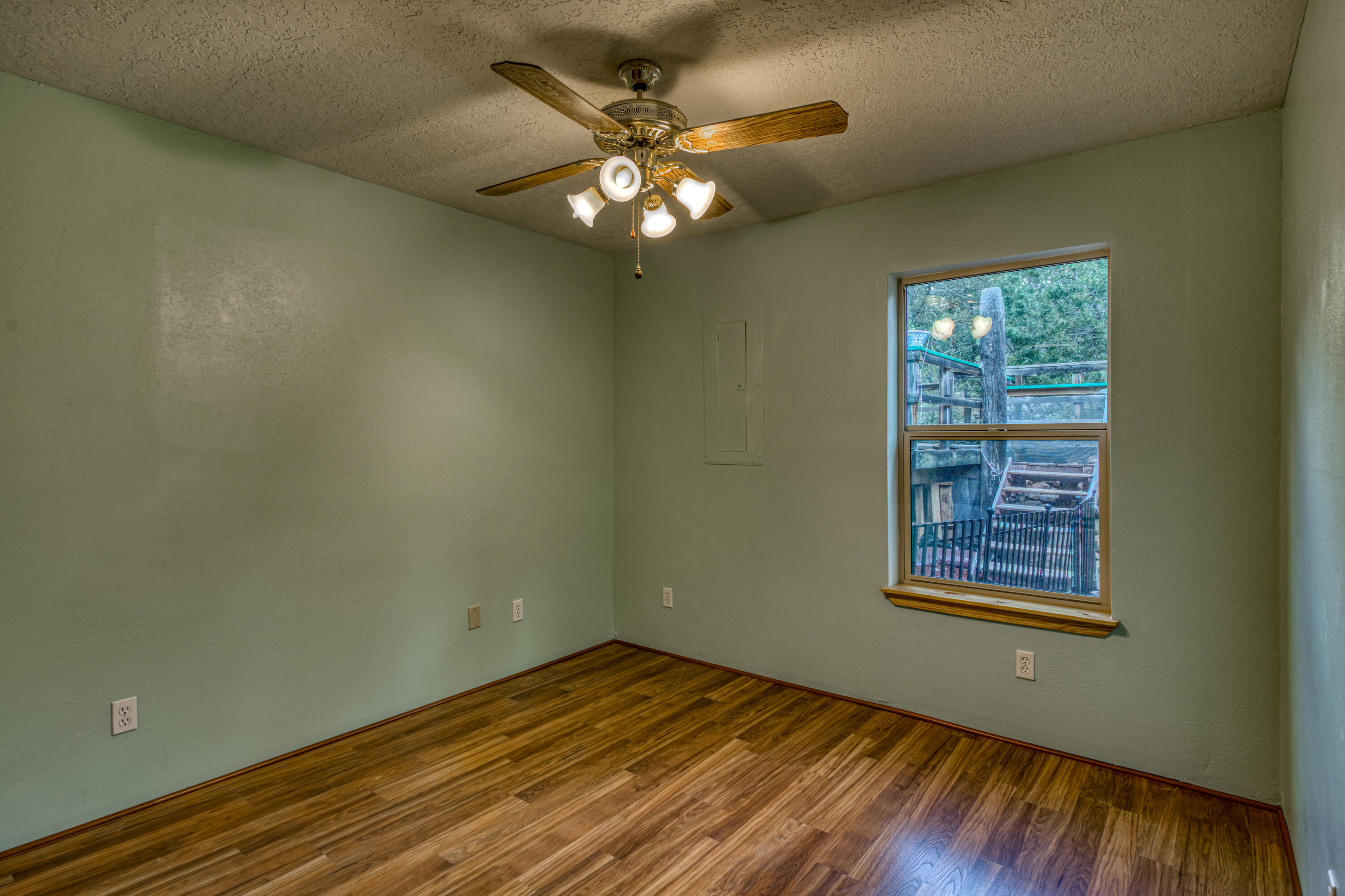 19 Juniper Ridge Road