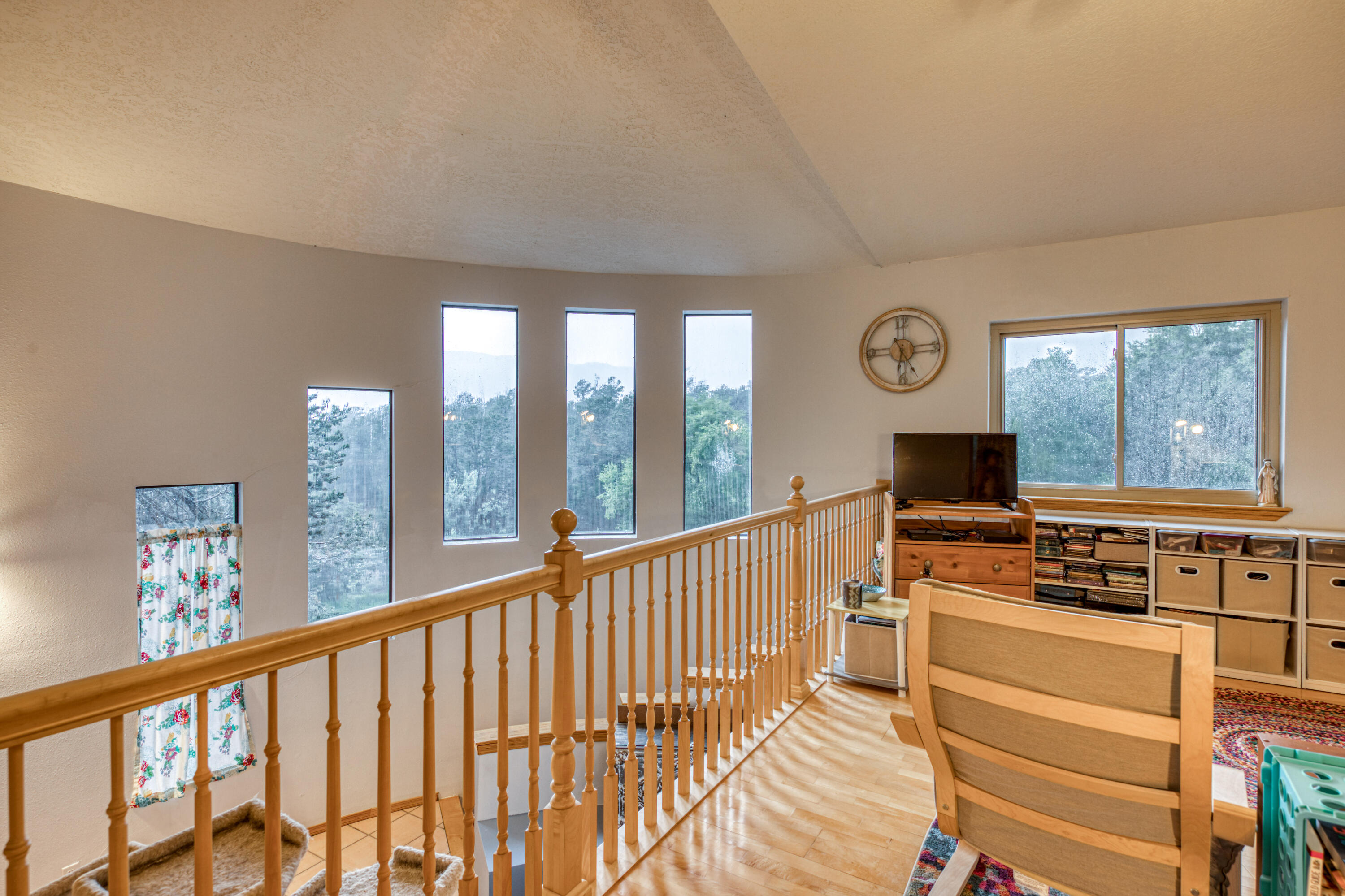 19 Juniper Ridge Road