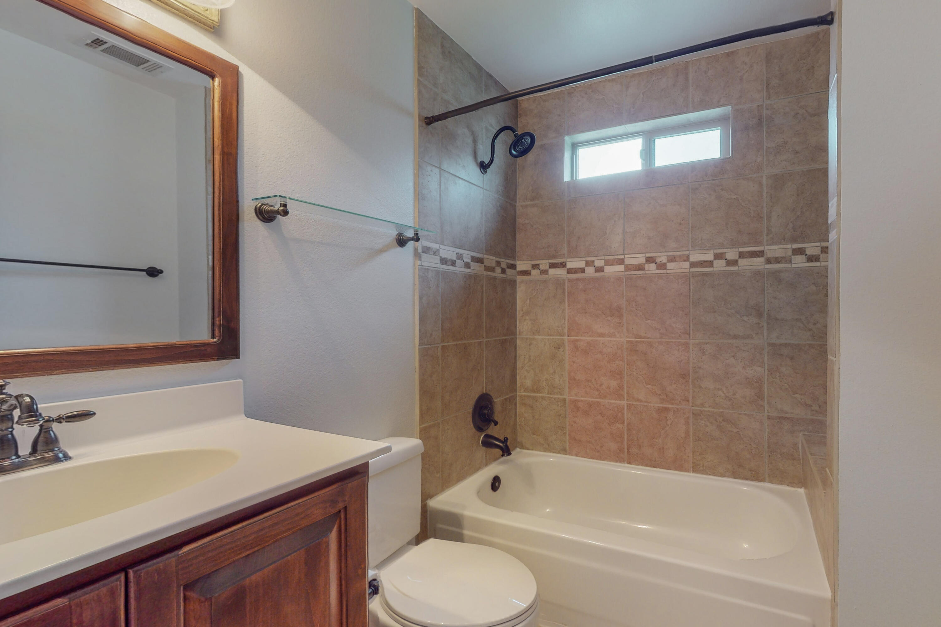 9632 Villa Del Rey NE
