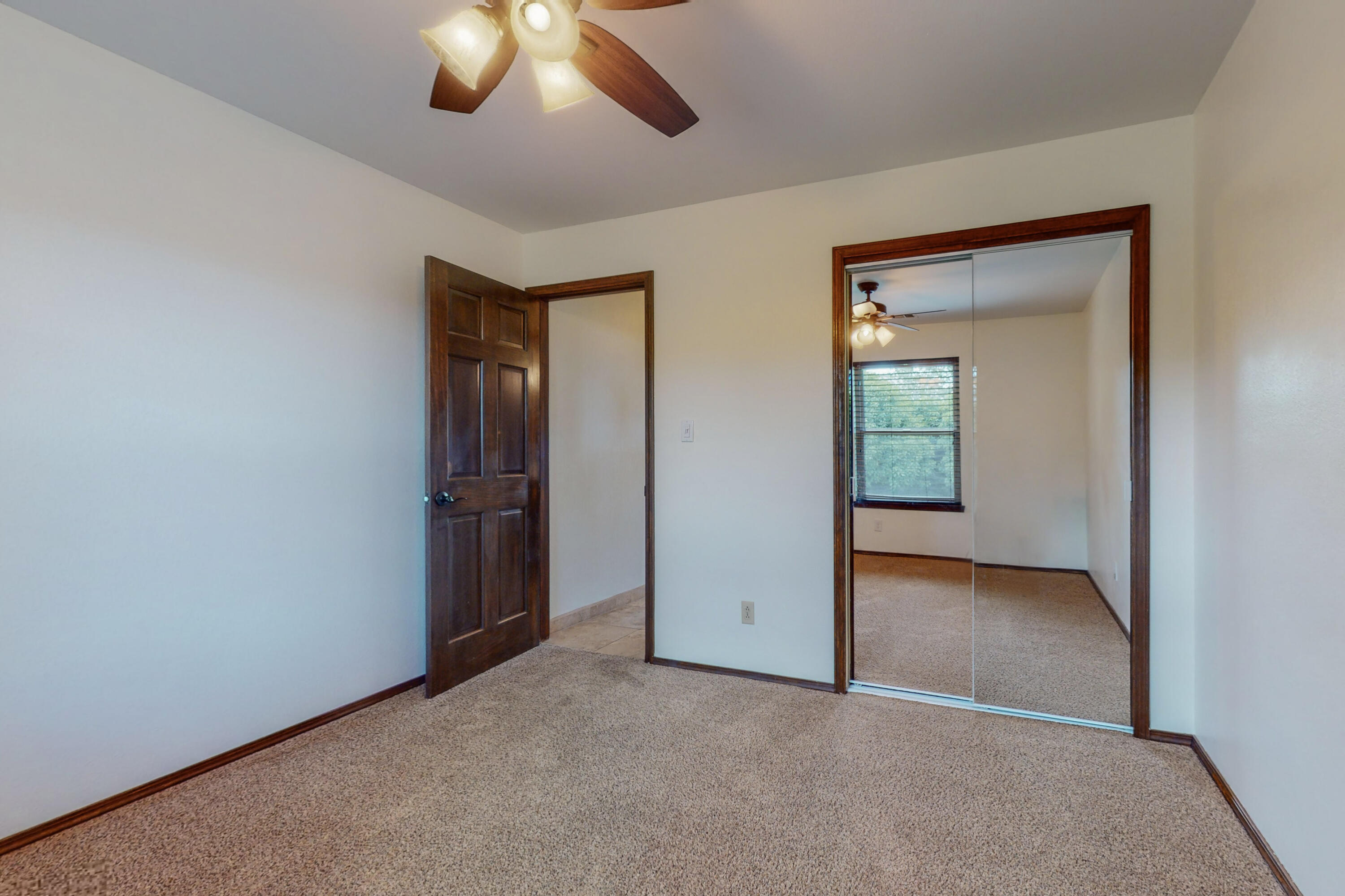 9632 Villa Del Rey NE