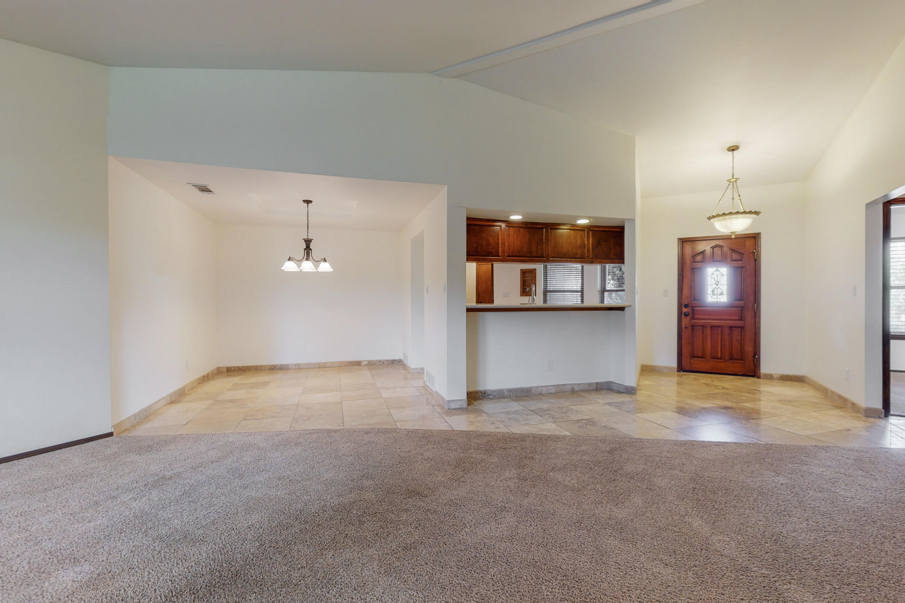9632 Villa Del Rey NE