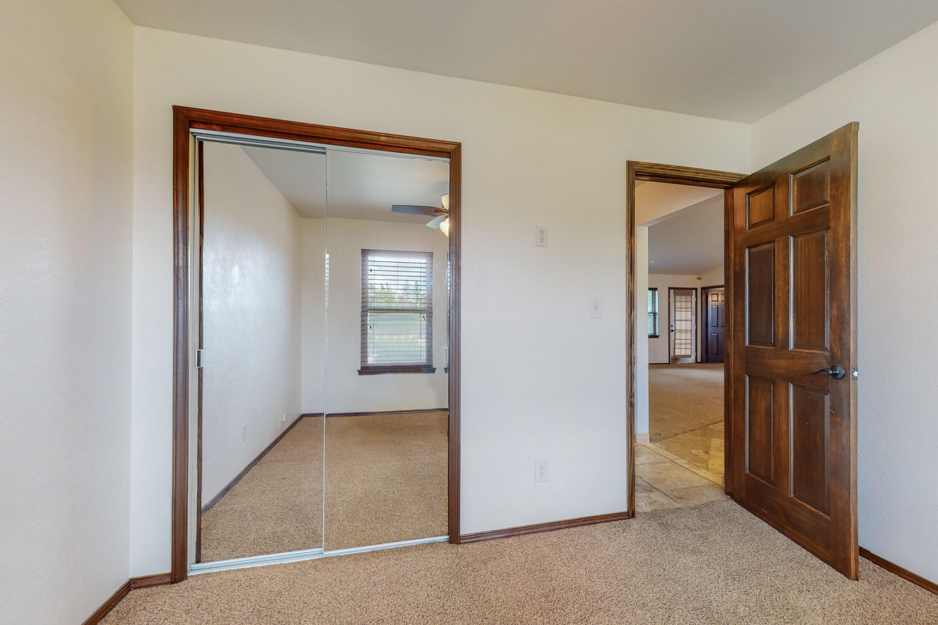 9632 Villa Del Rey NE