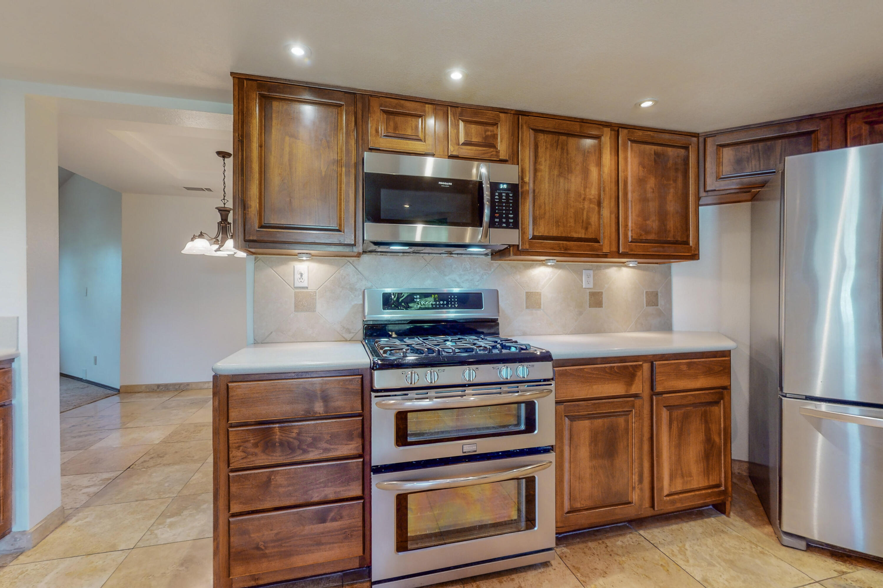 9632 Villa Del Rey NE