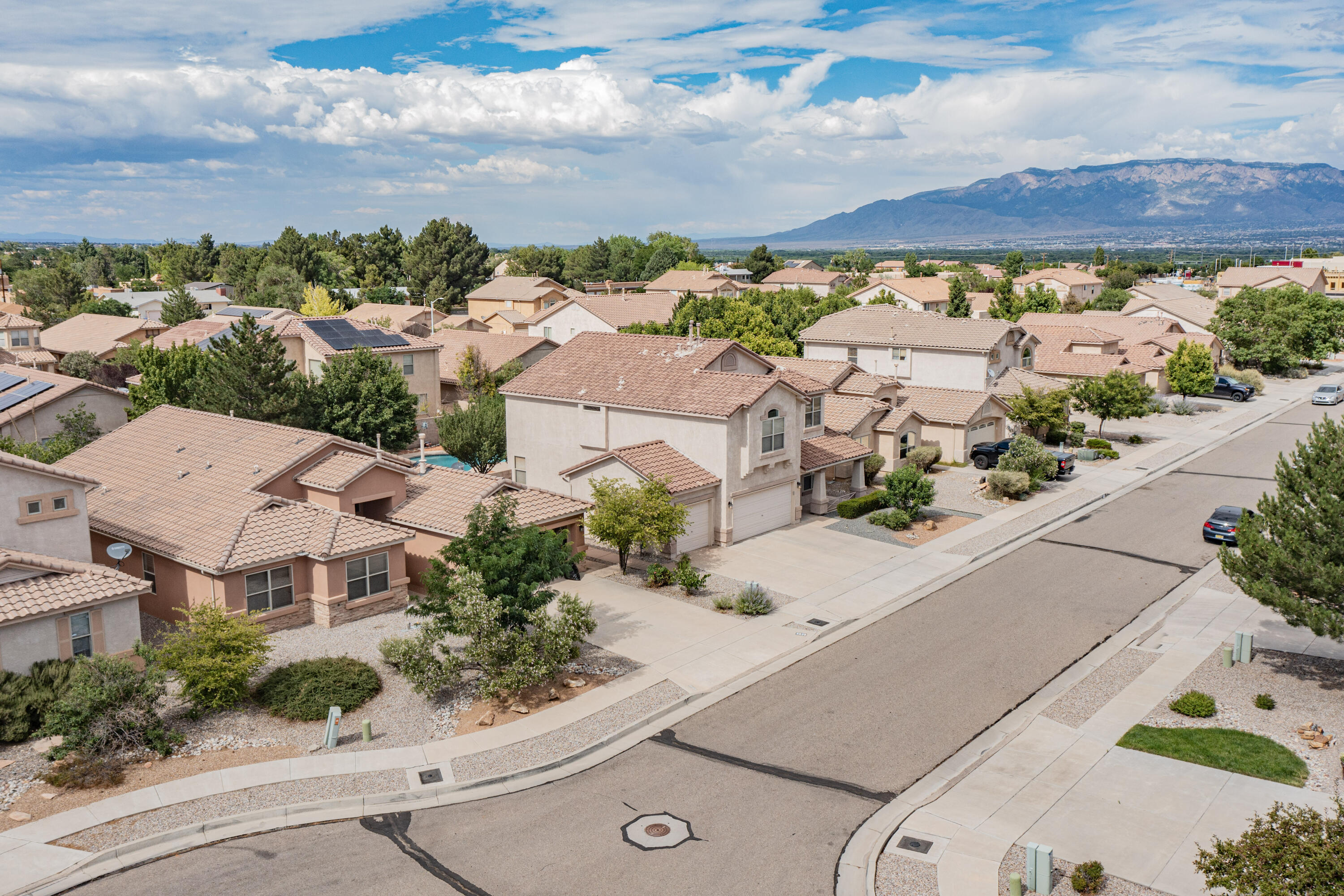 5935 Los Ritos Court NW