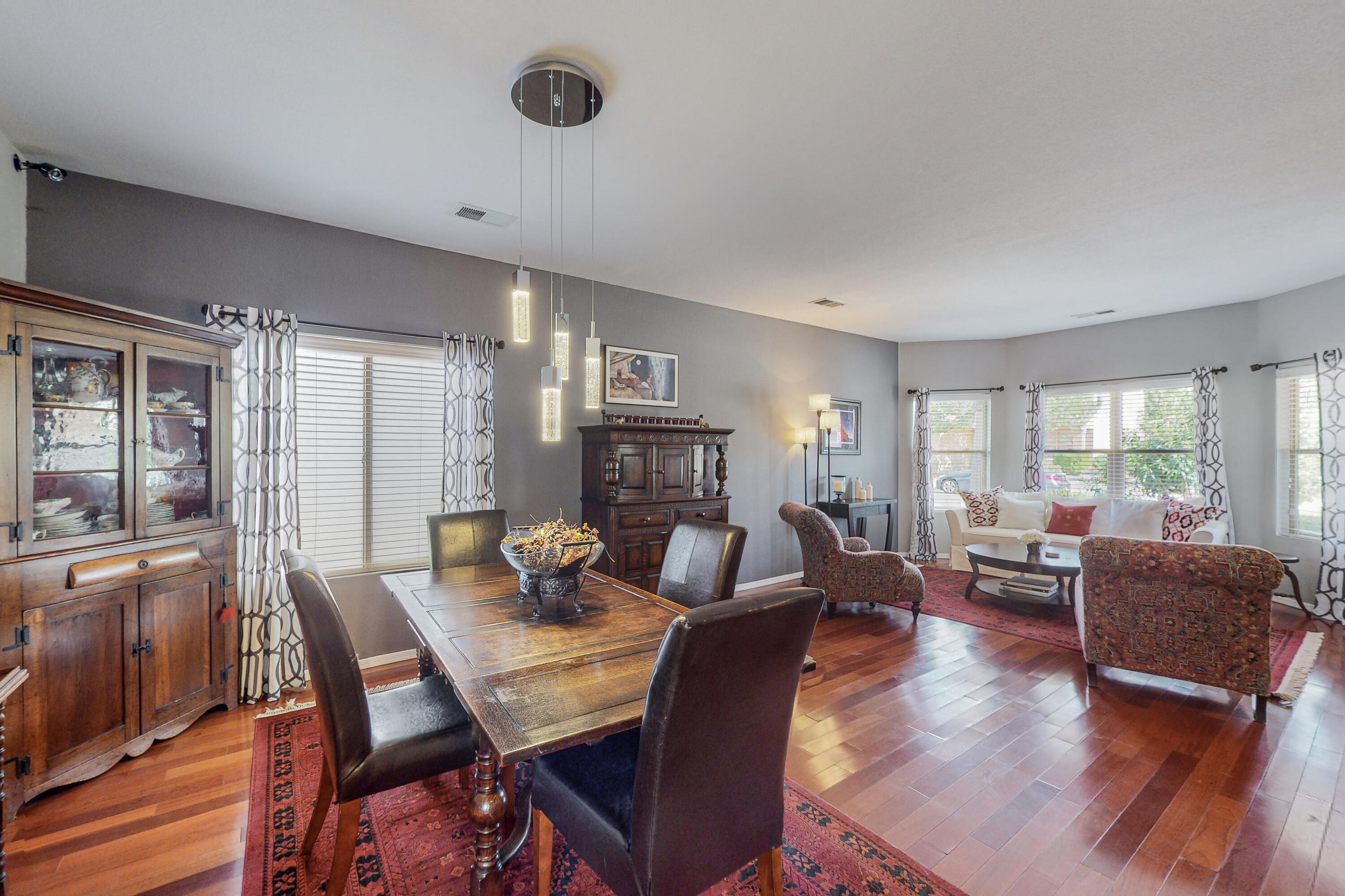 5935 Los Ritos Court NW
