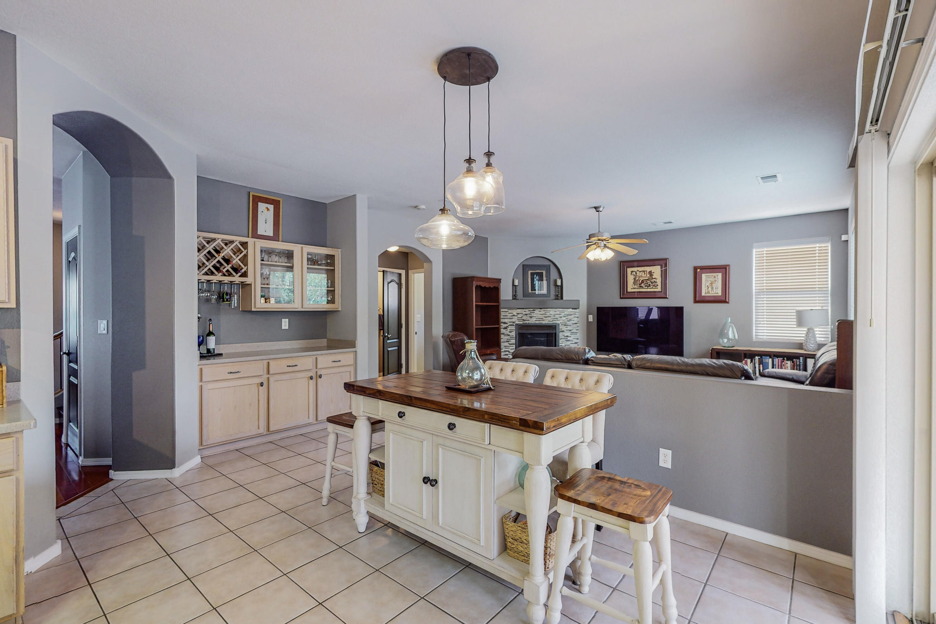 5935 Los Ritos Court NW