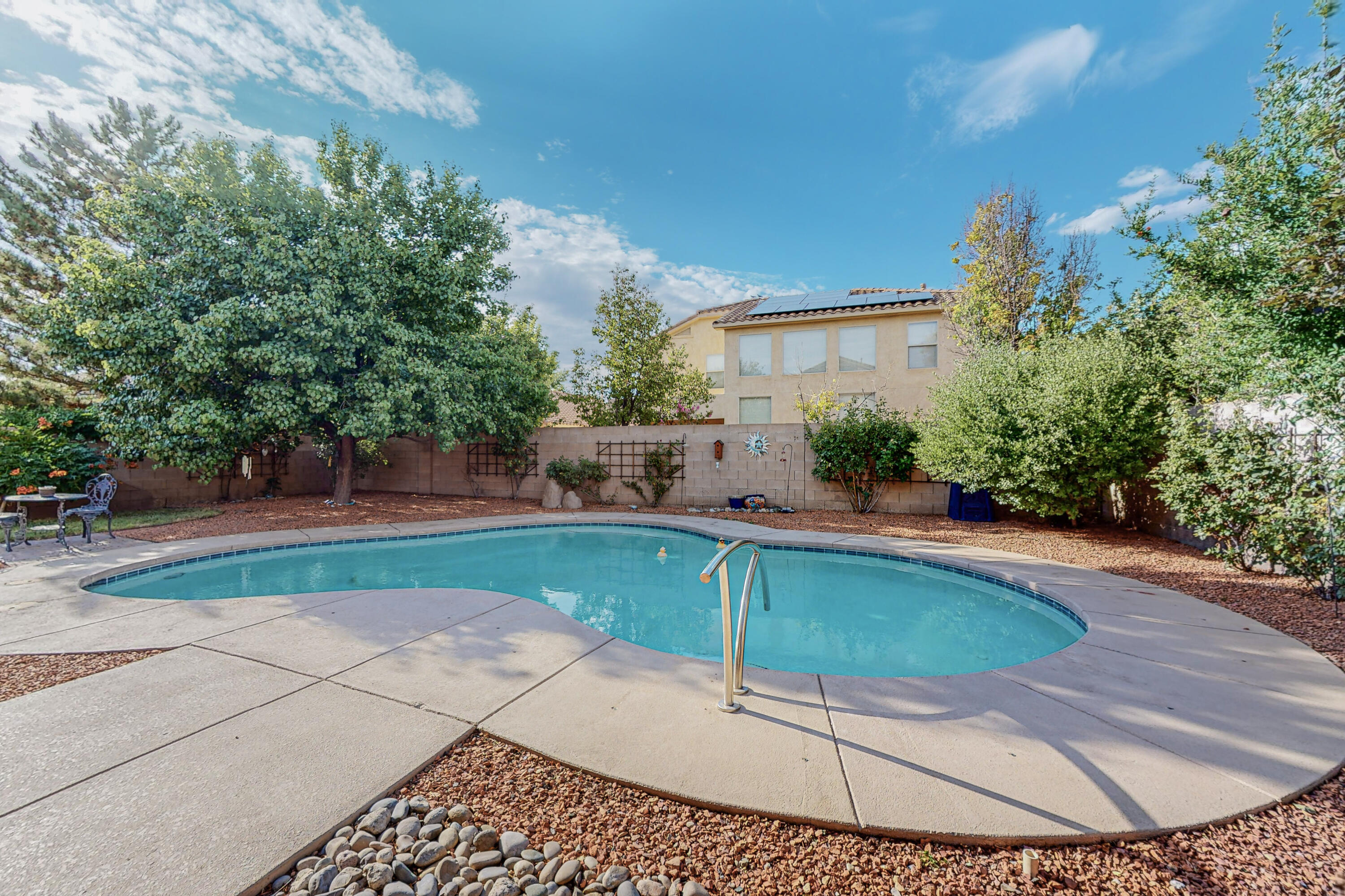 5935 Los Ritos Court NW