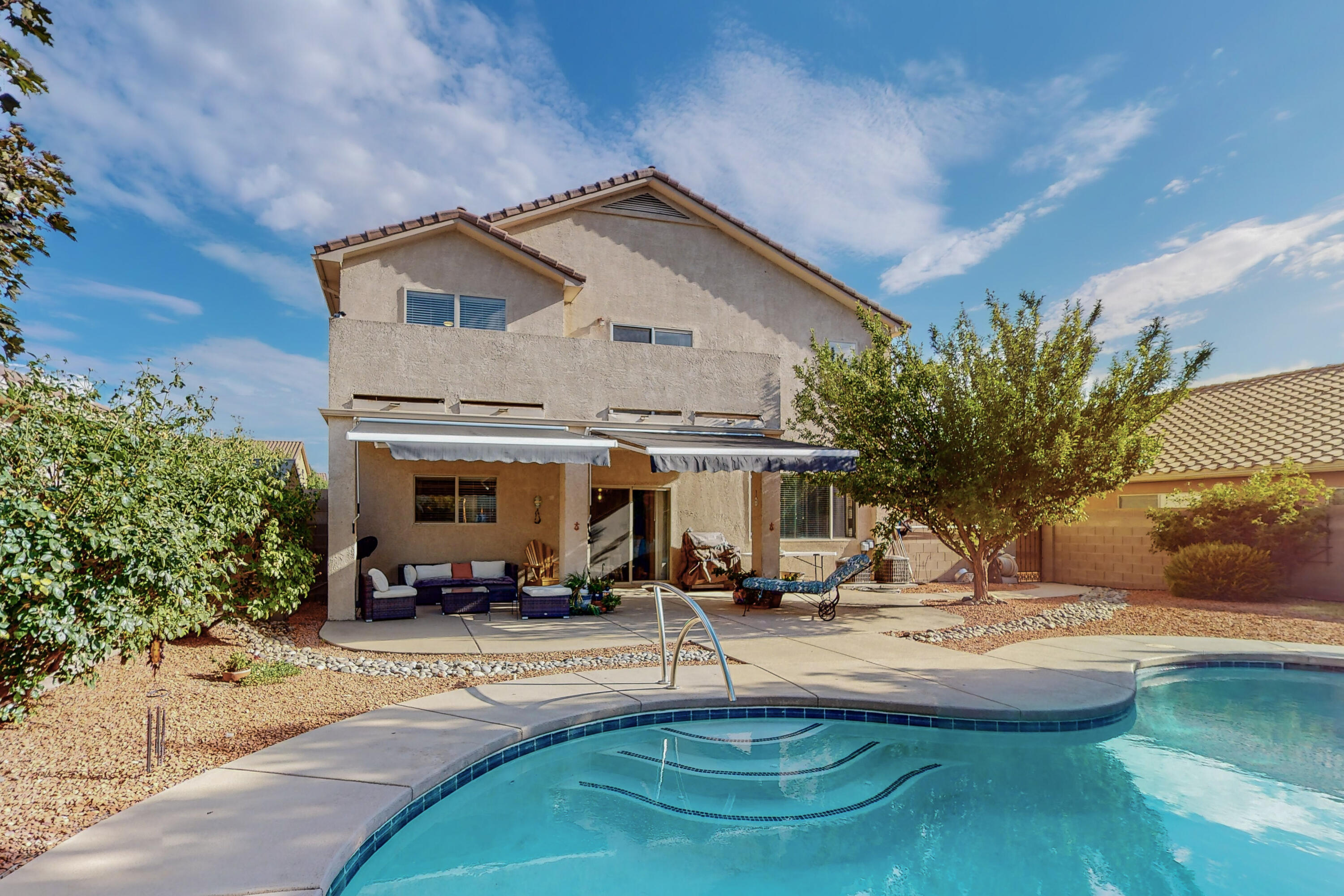 5935 Los Ritos Court NW