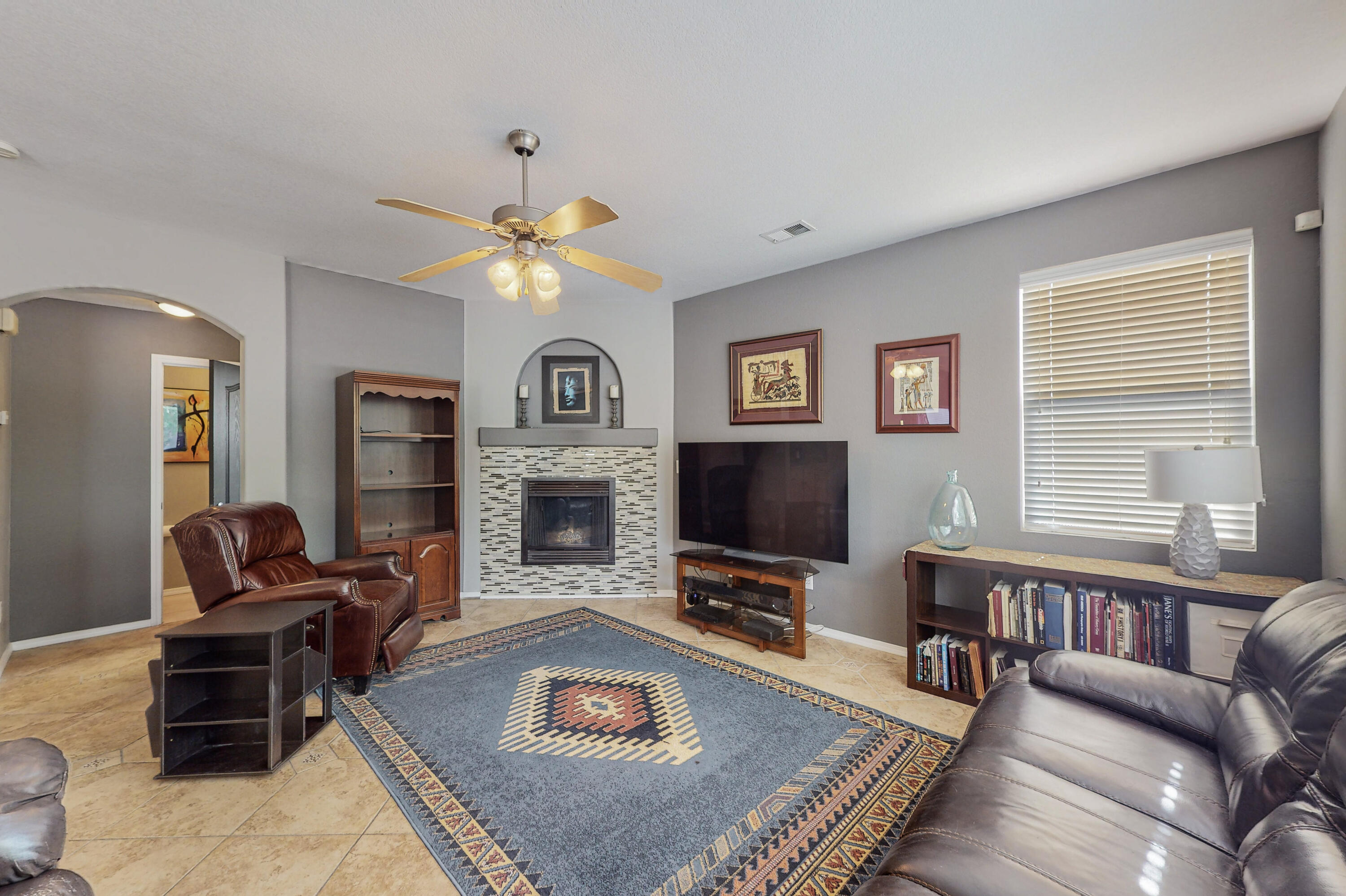 5935 Los Ritos Court NW