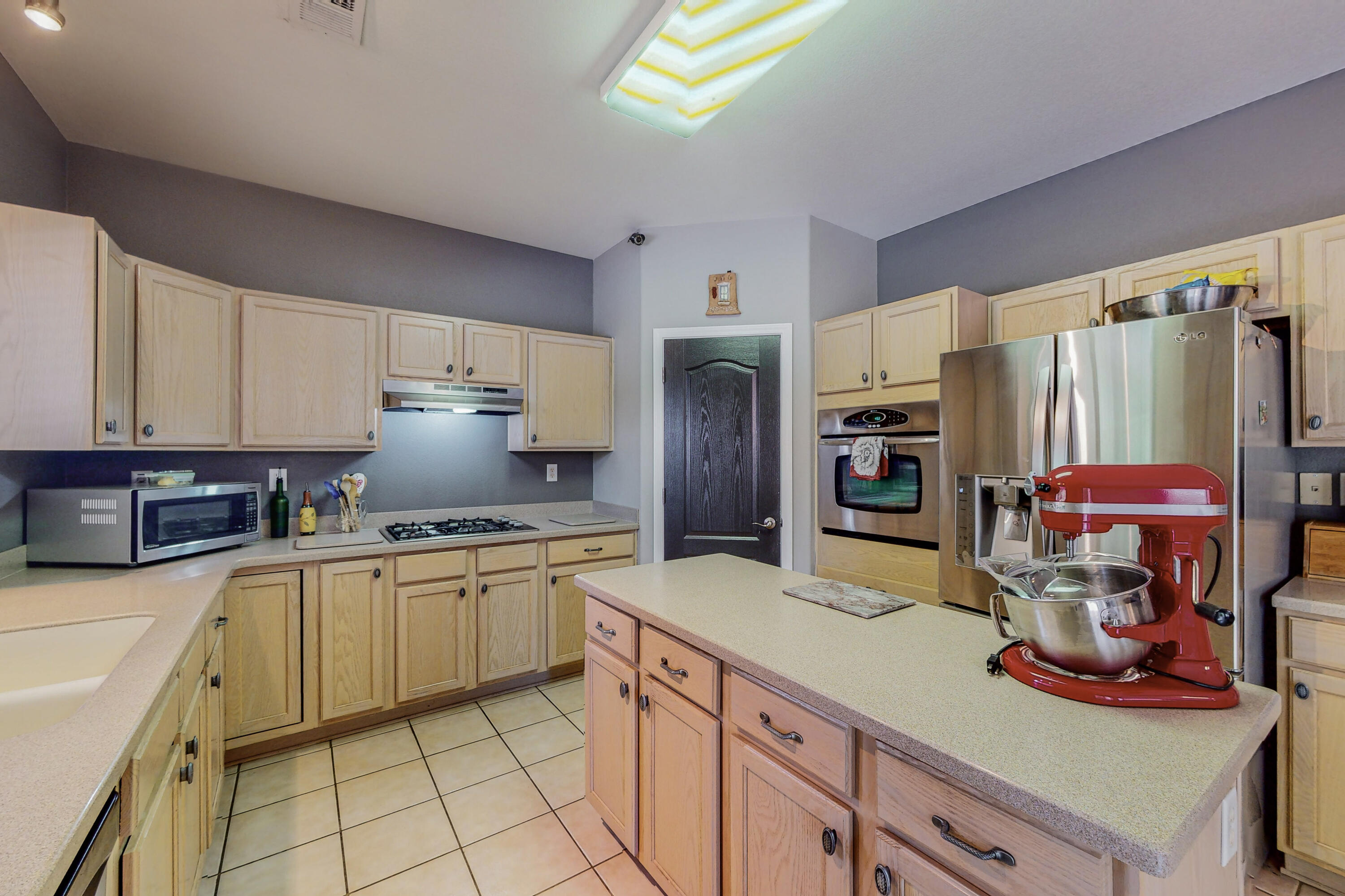 5935 Los Ritos Court NW