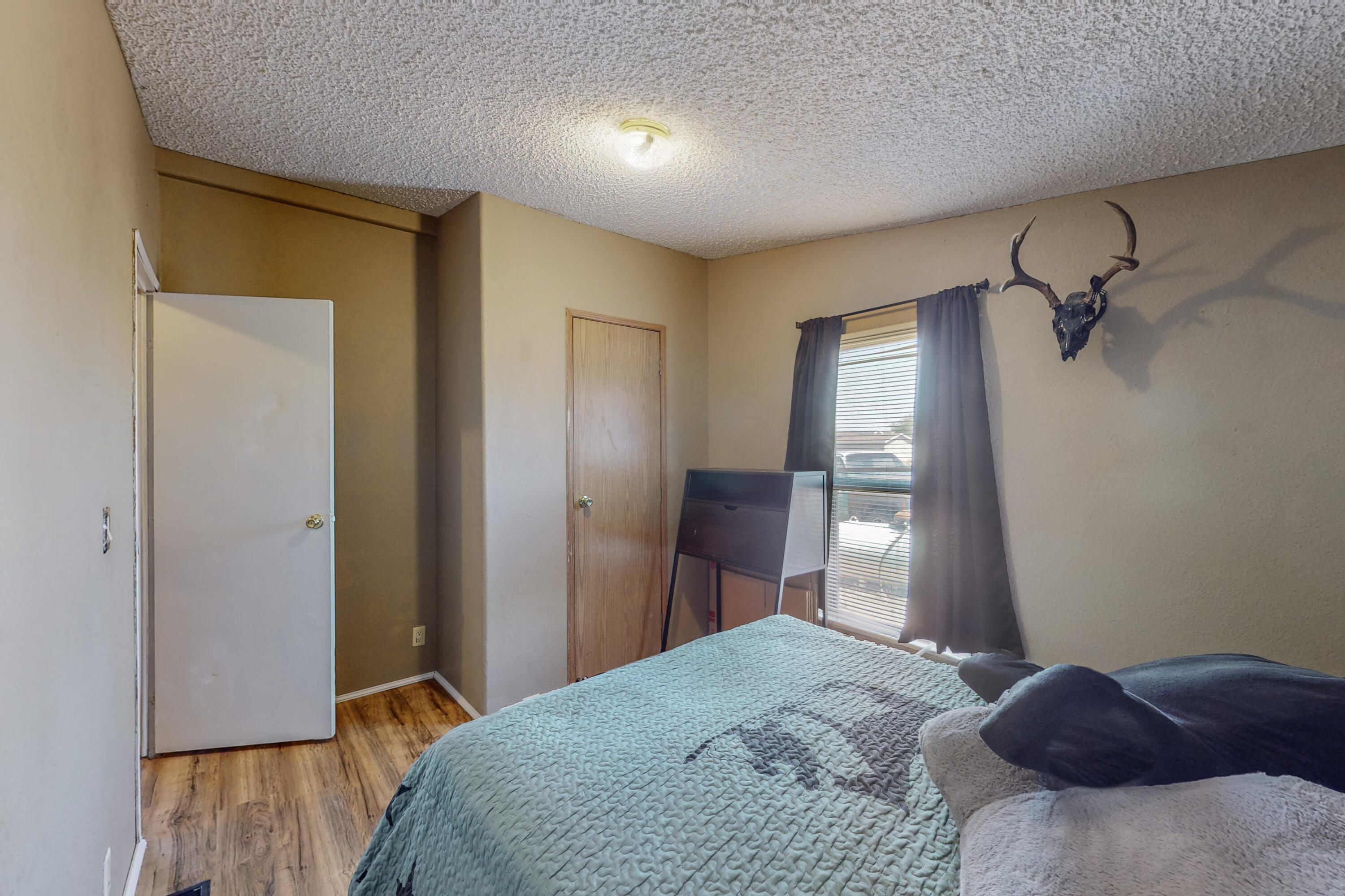 5 East Angelo