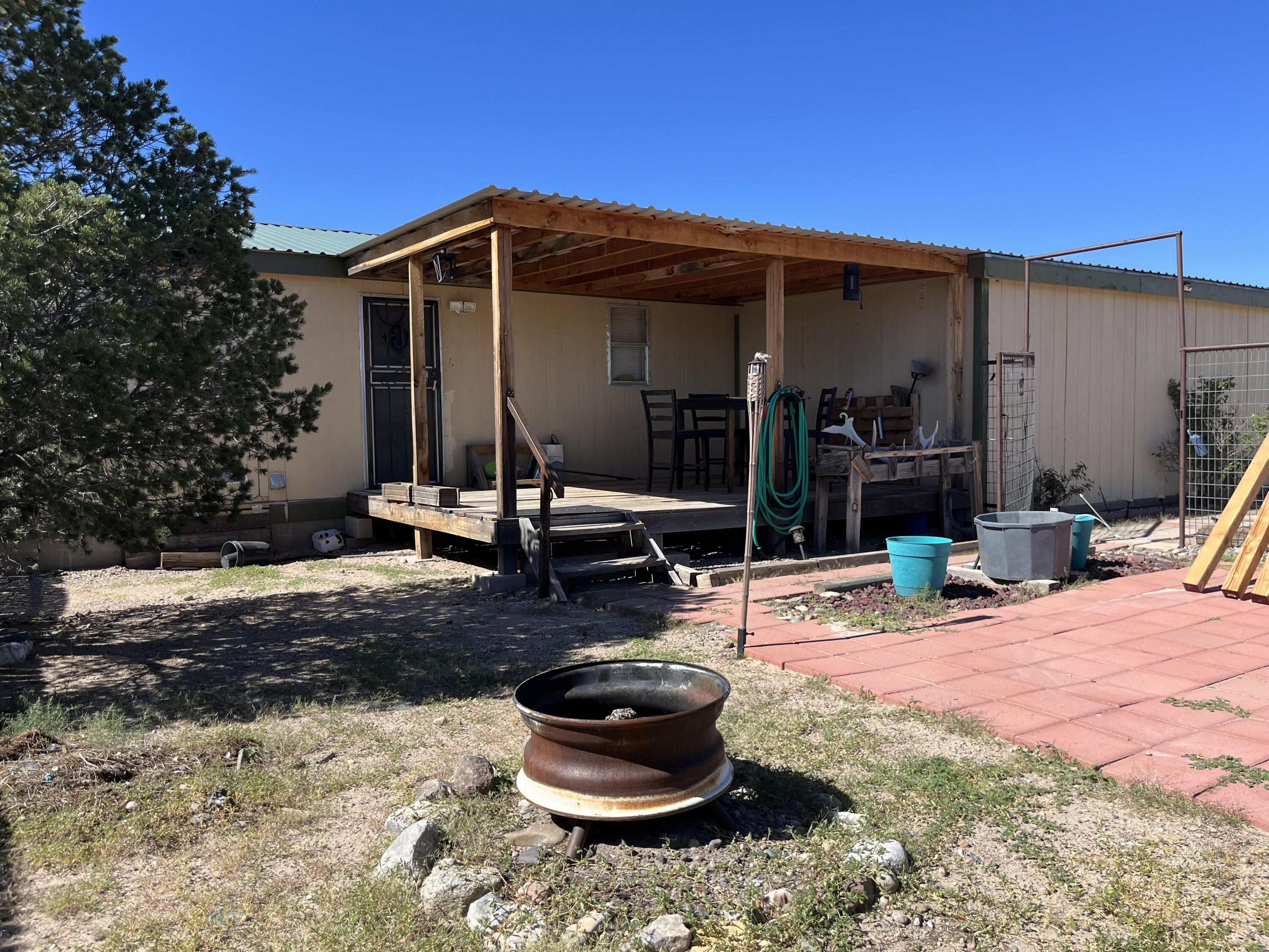 5 East Angelo