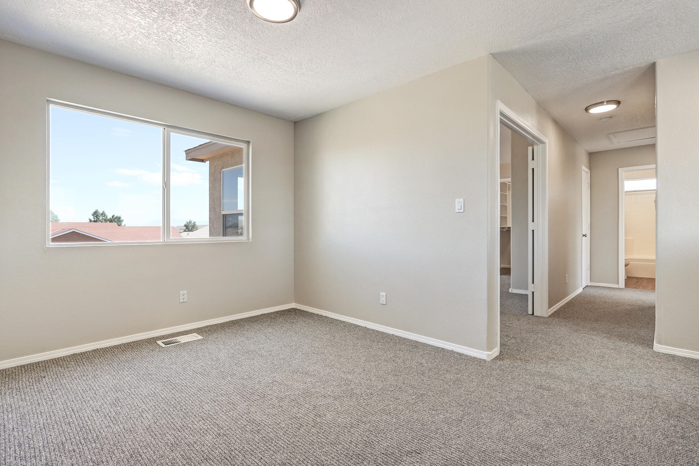 33 Violeta Place