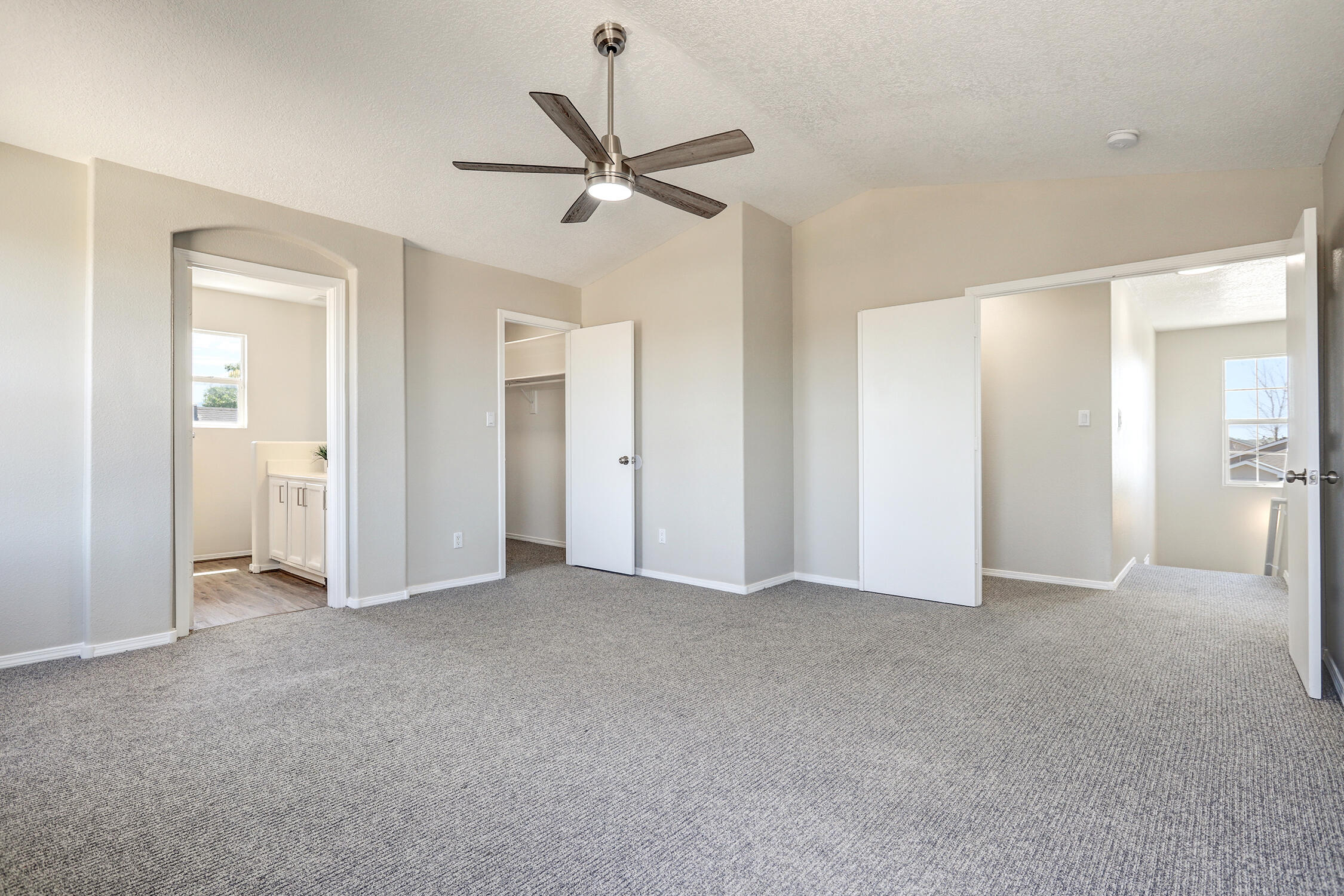 33 Violeta Place