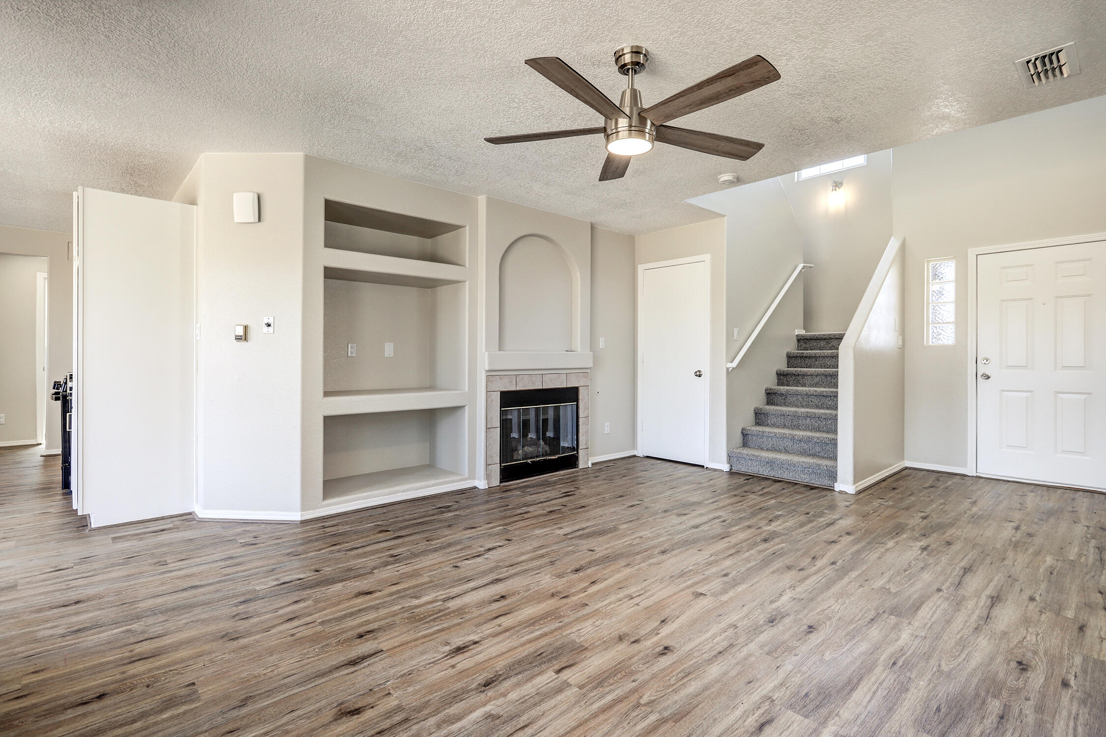 33 Violeta Place