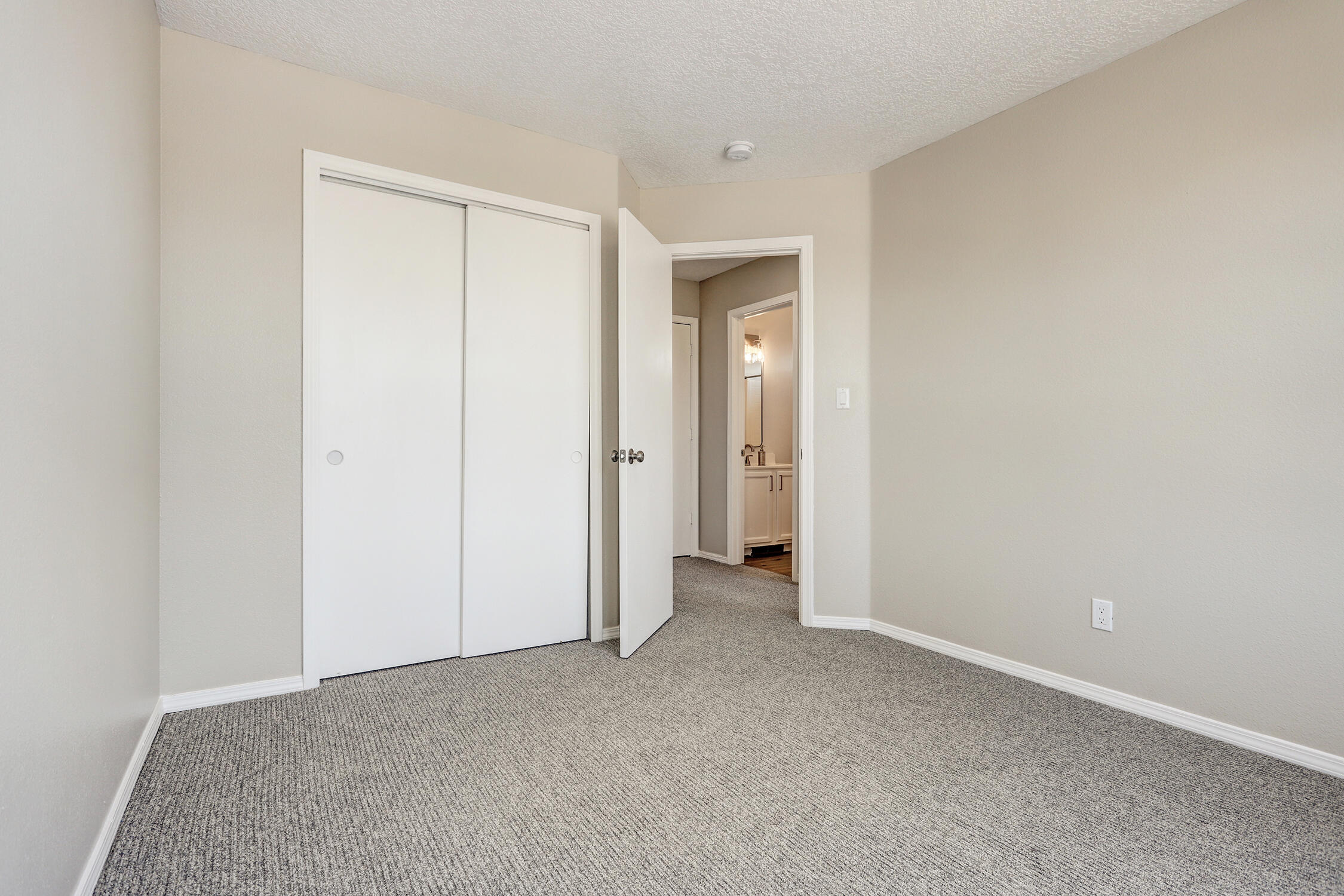 33 Violeta Place