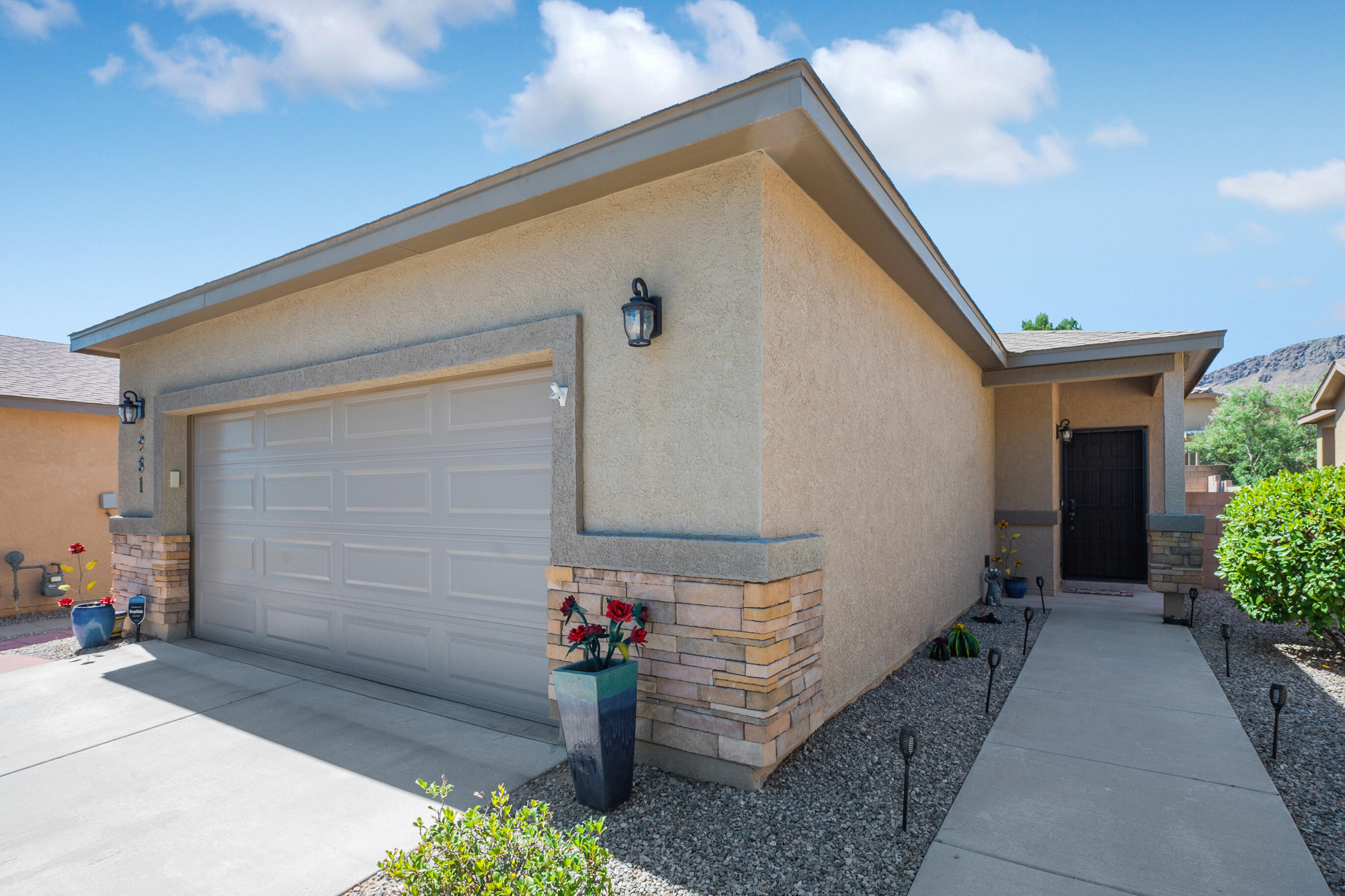 281 Zuni River Circle SW
