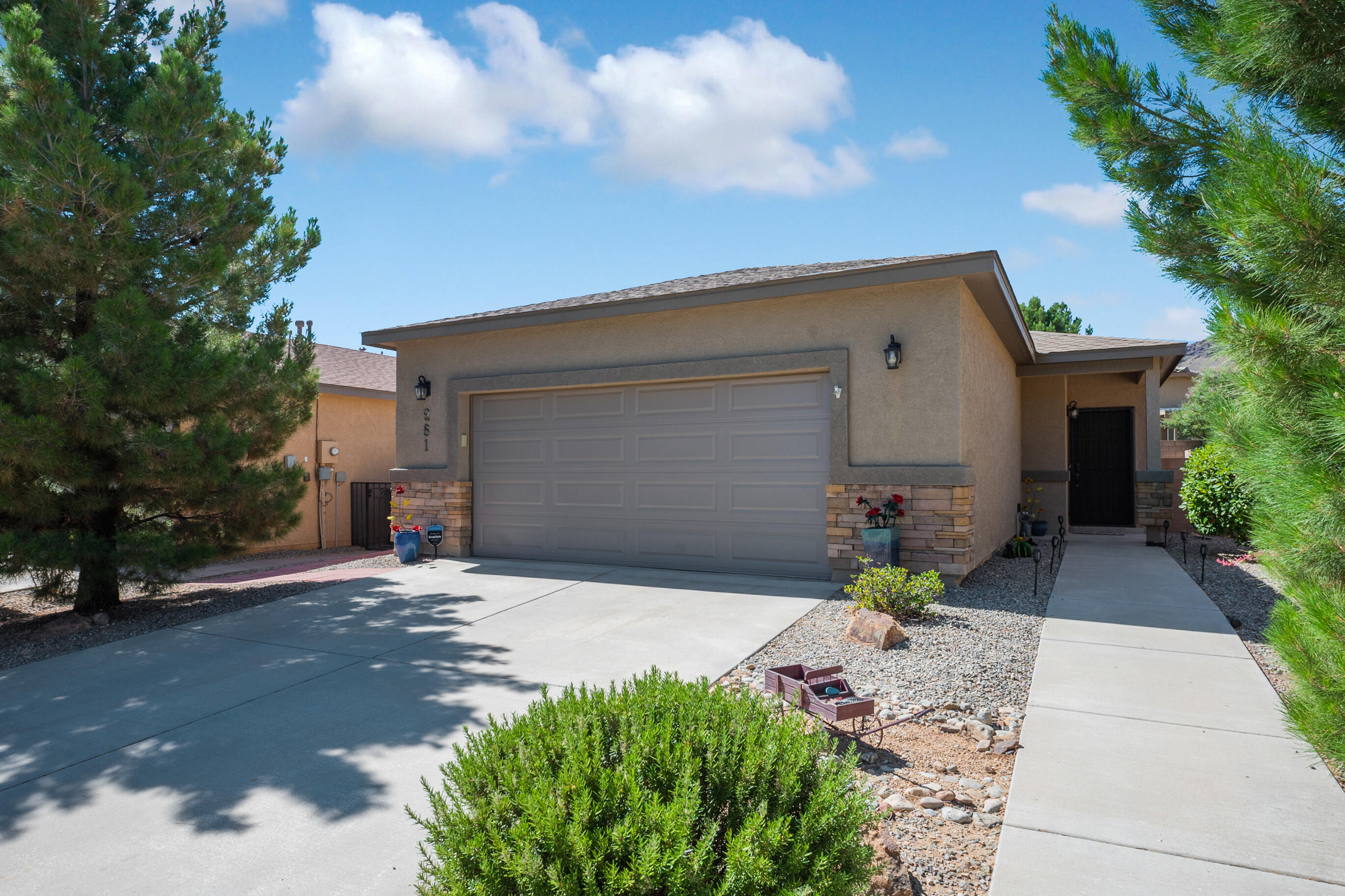 281 Zuni River Circle SW