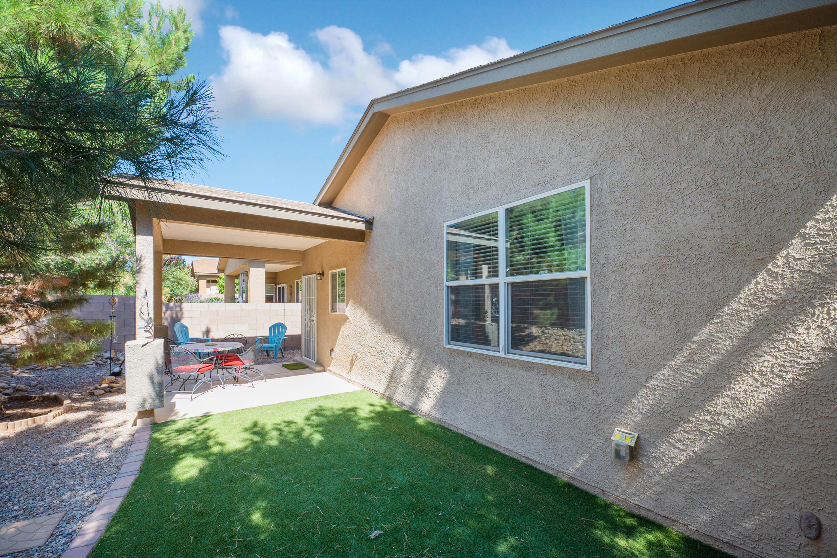 281 Zuni River Circle SW