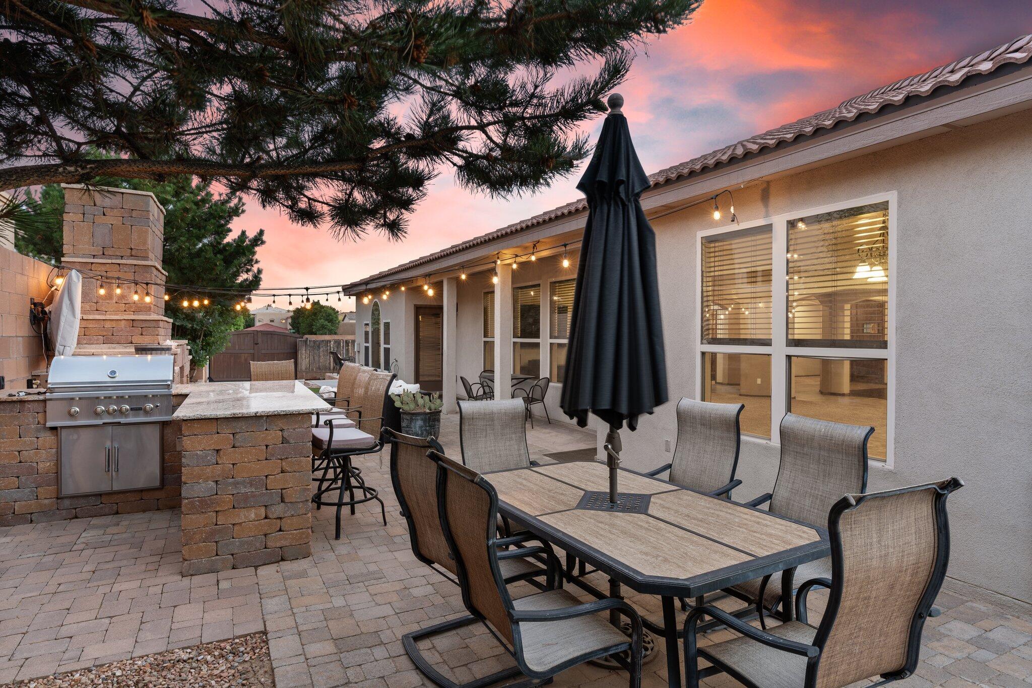 9216 N La Tierra Court NE