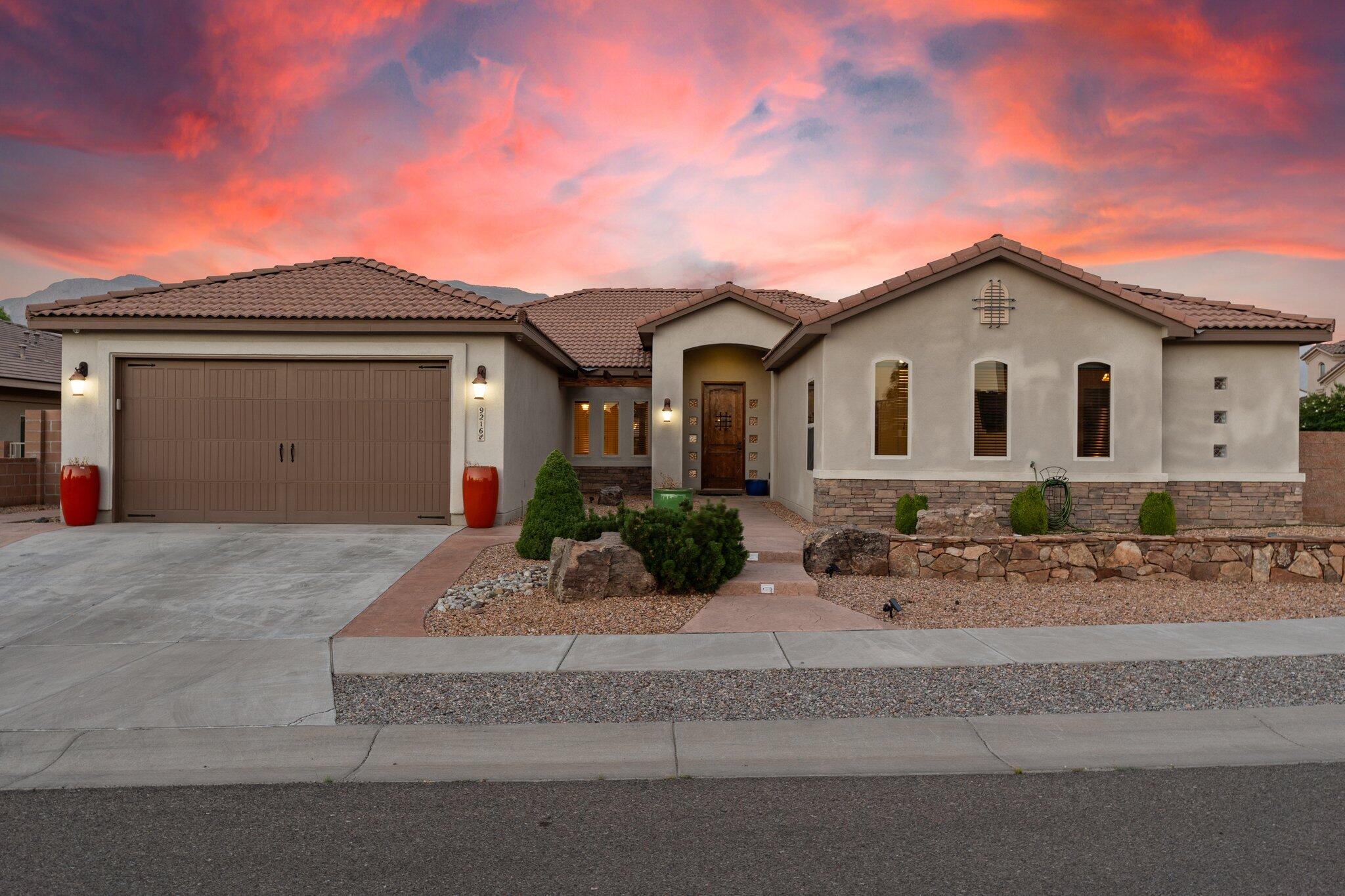 9216 N La Tierra Court NE
