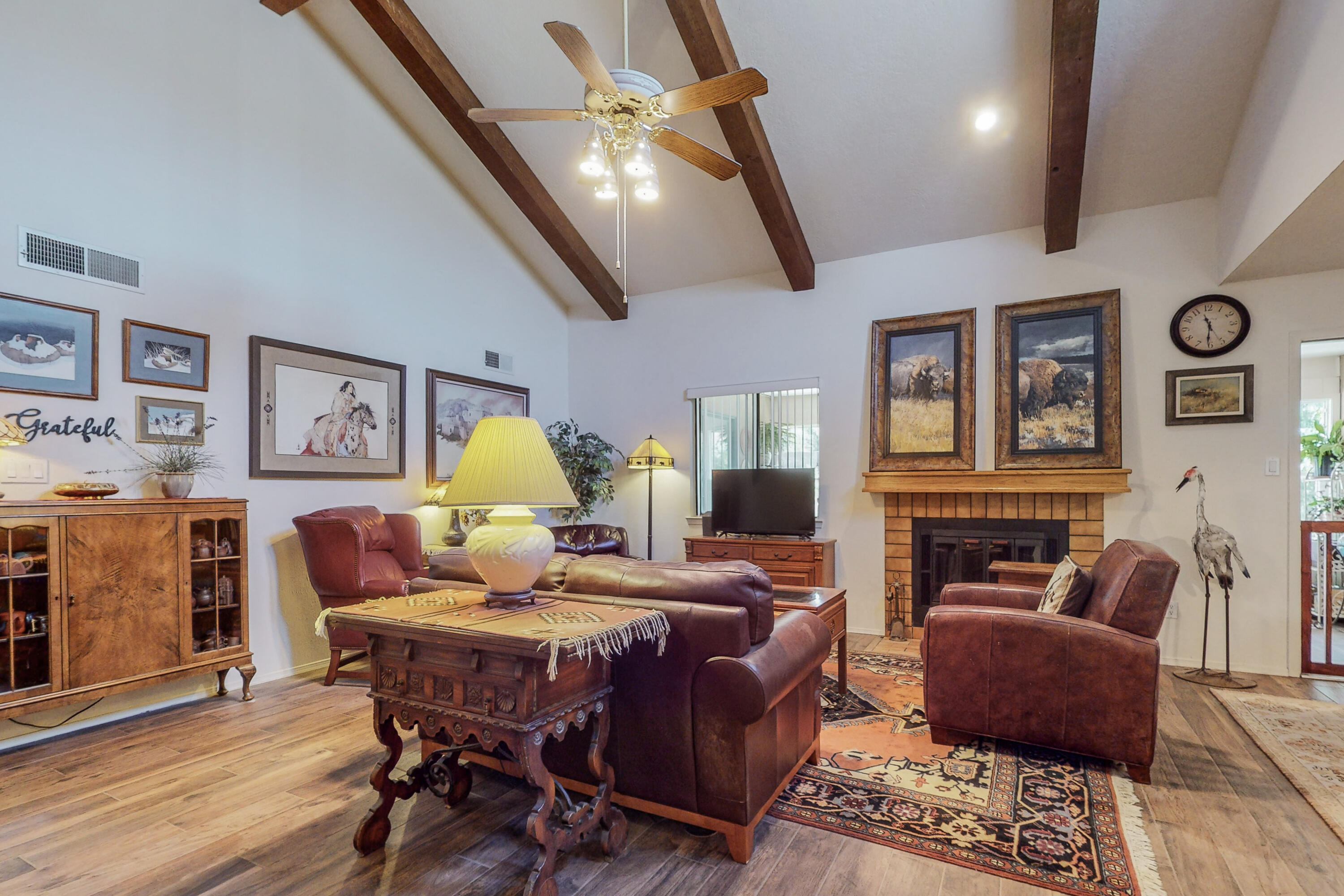 5520 Amistad Road NE