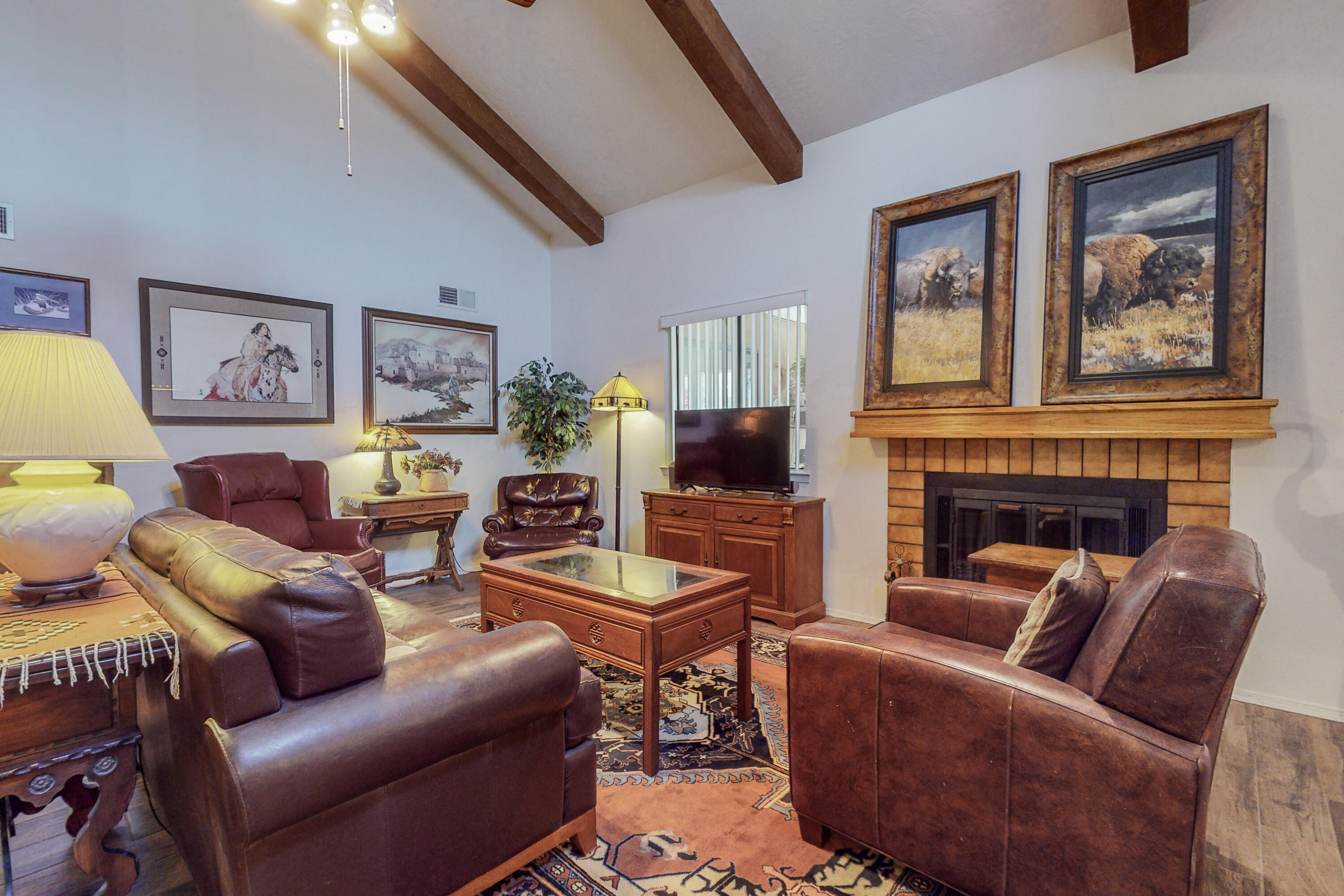 5520 Amistad Road NE