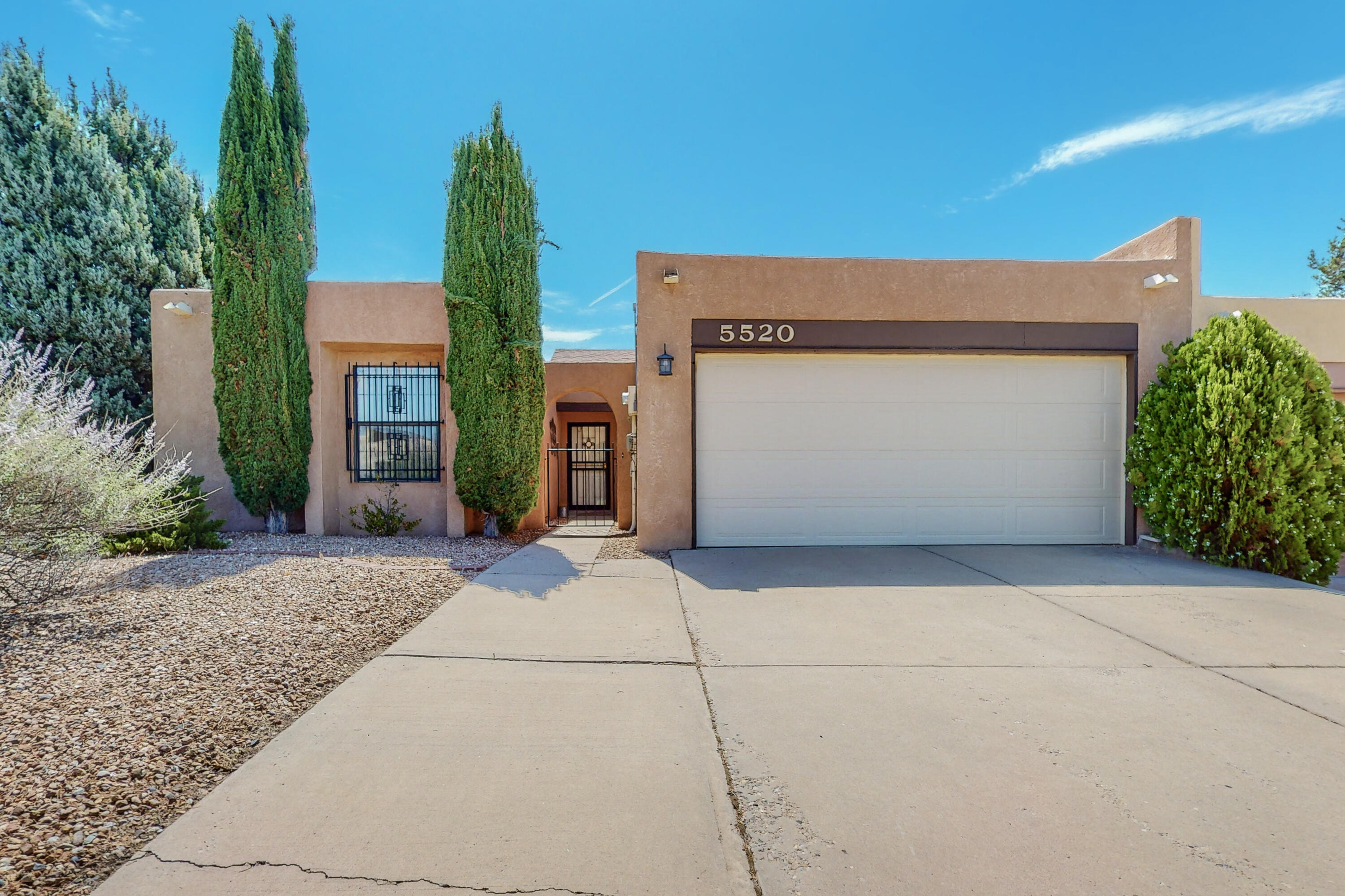 5520 Amistad Road NE