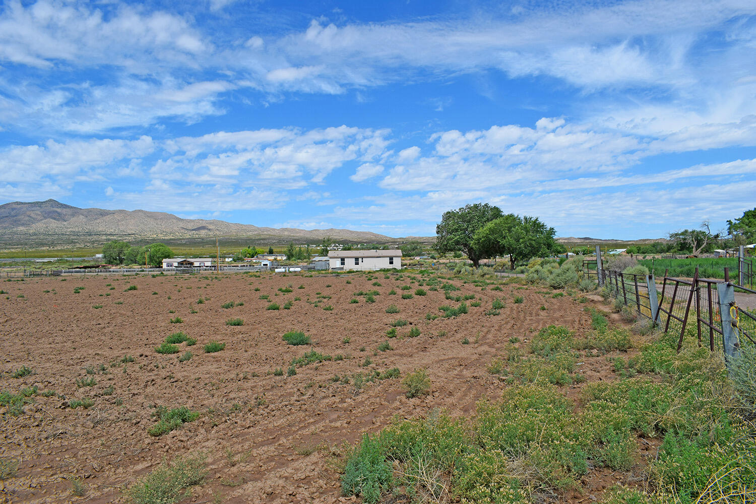 28 Community Road