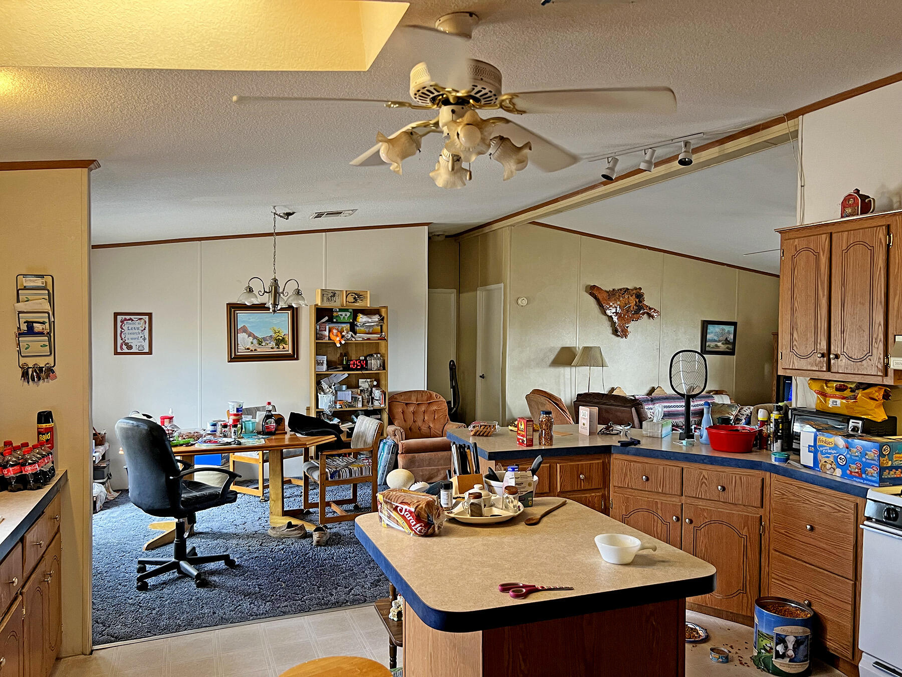 28 Community Road